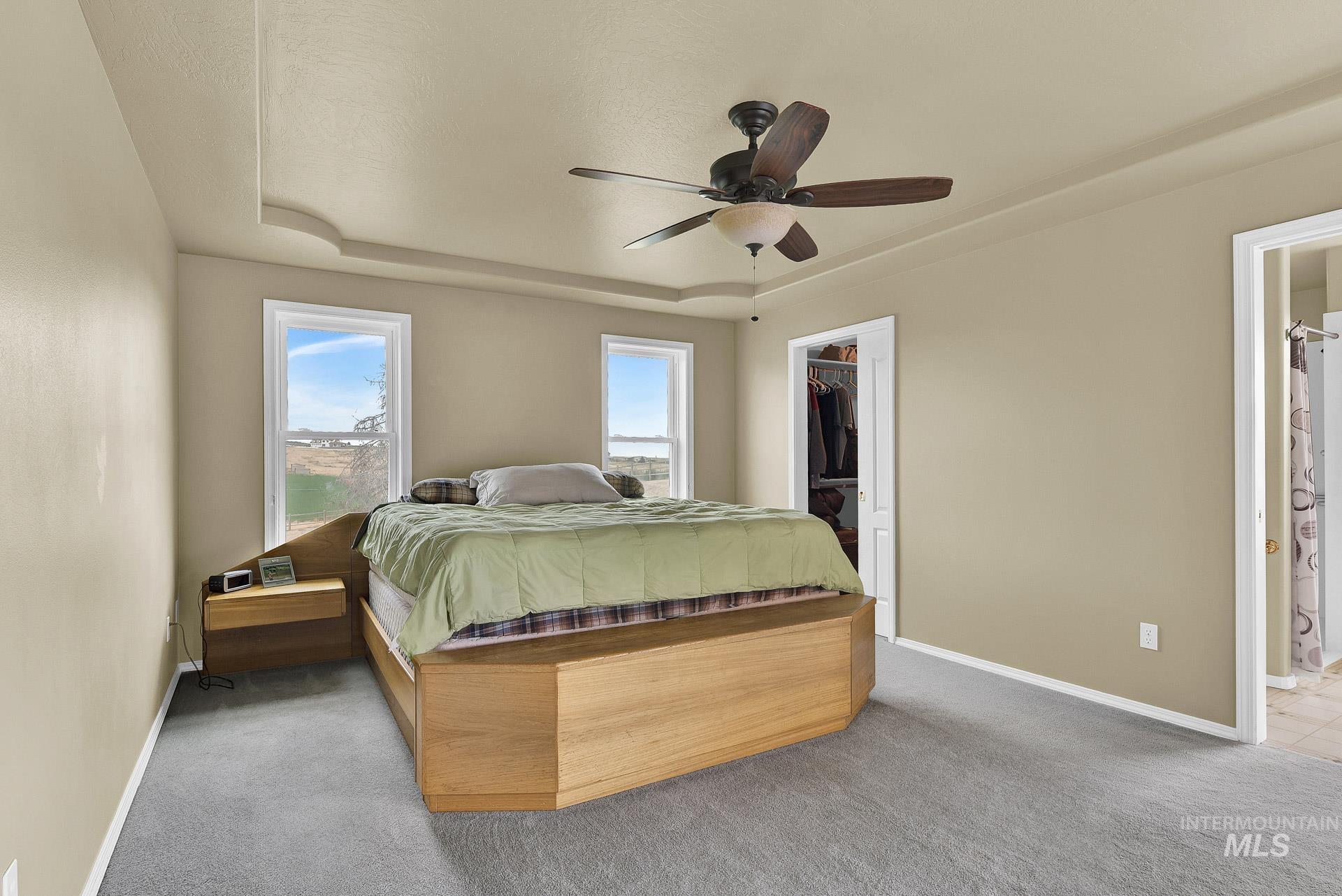 property viewer photo 18