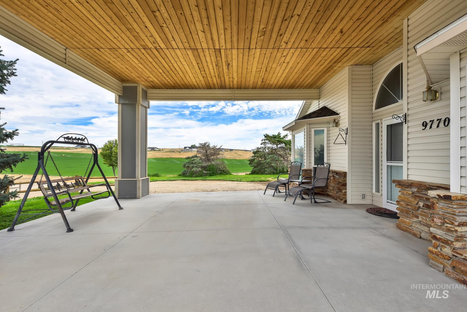 property viewer photo 2