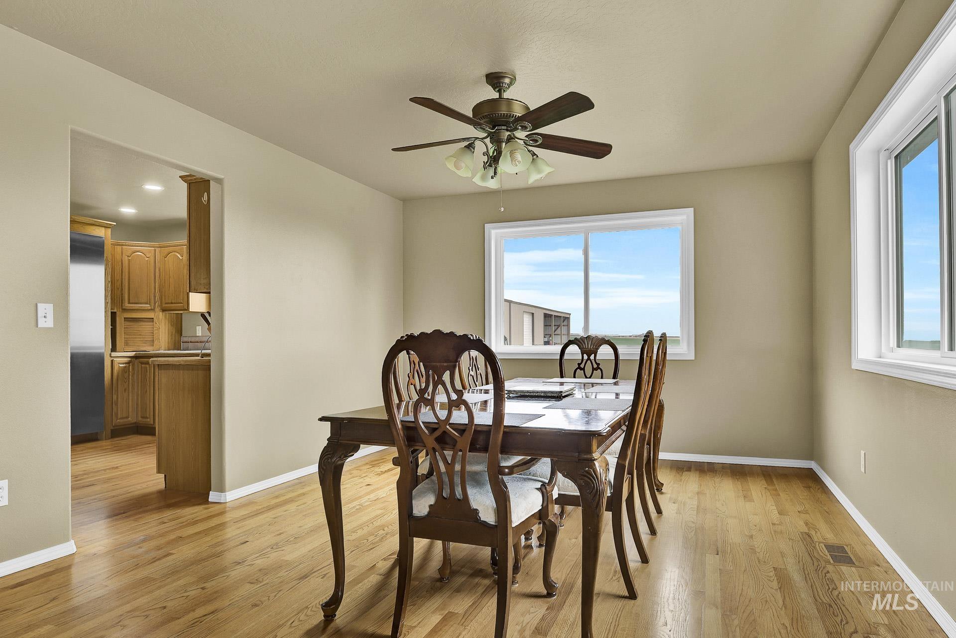 property viewer photo 8