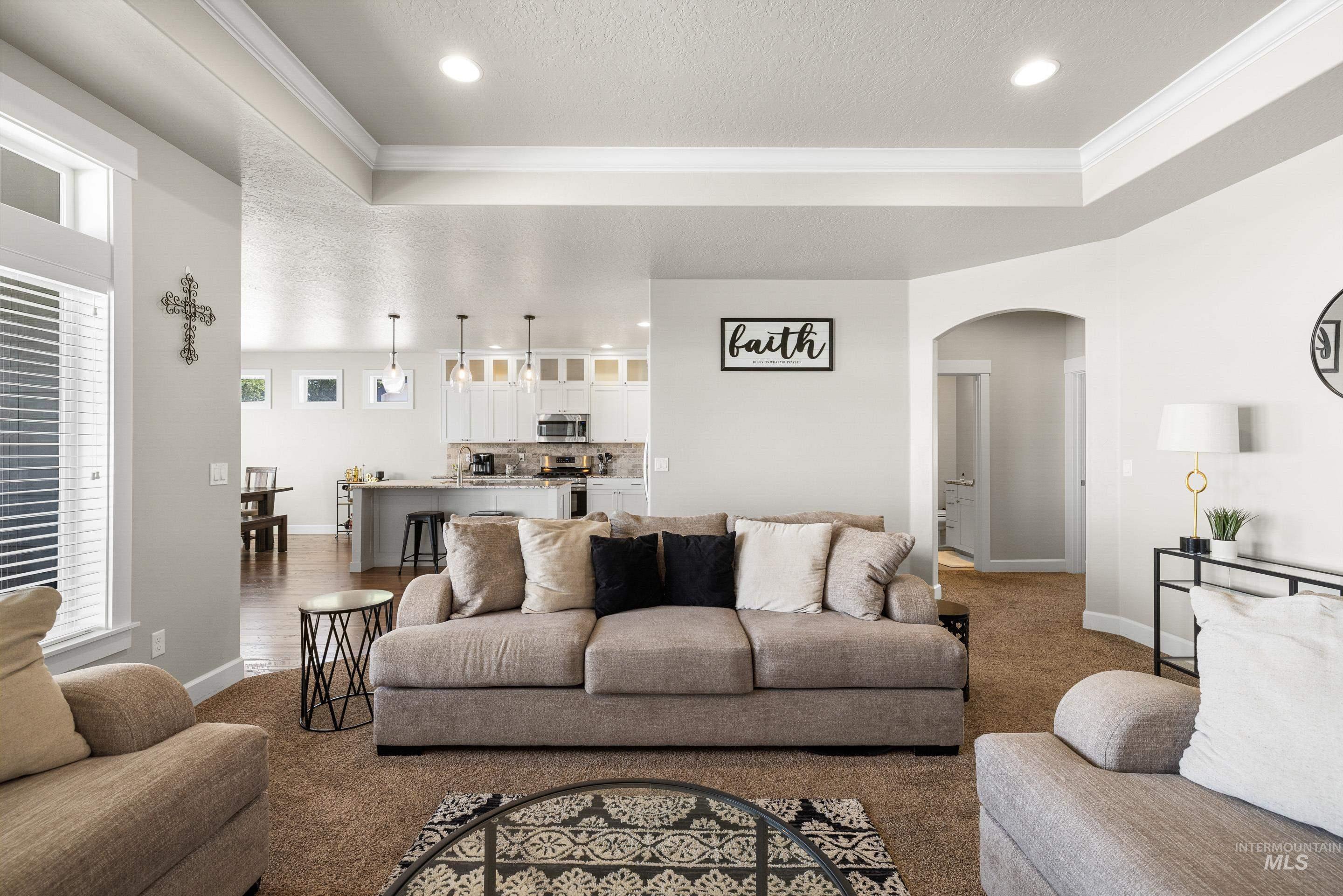 property viewer photo 10