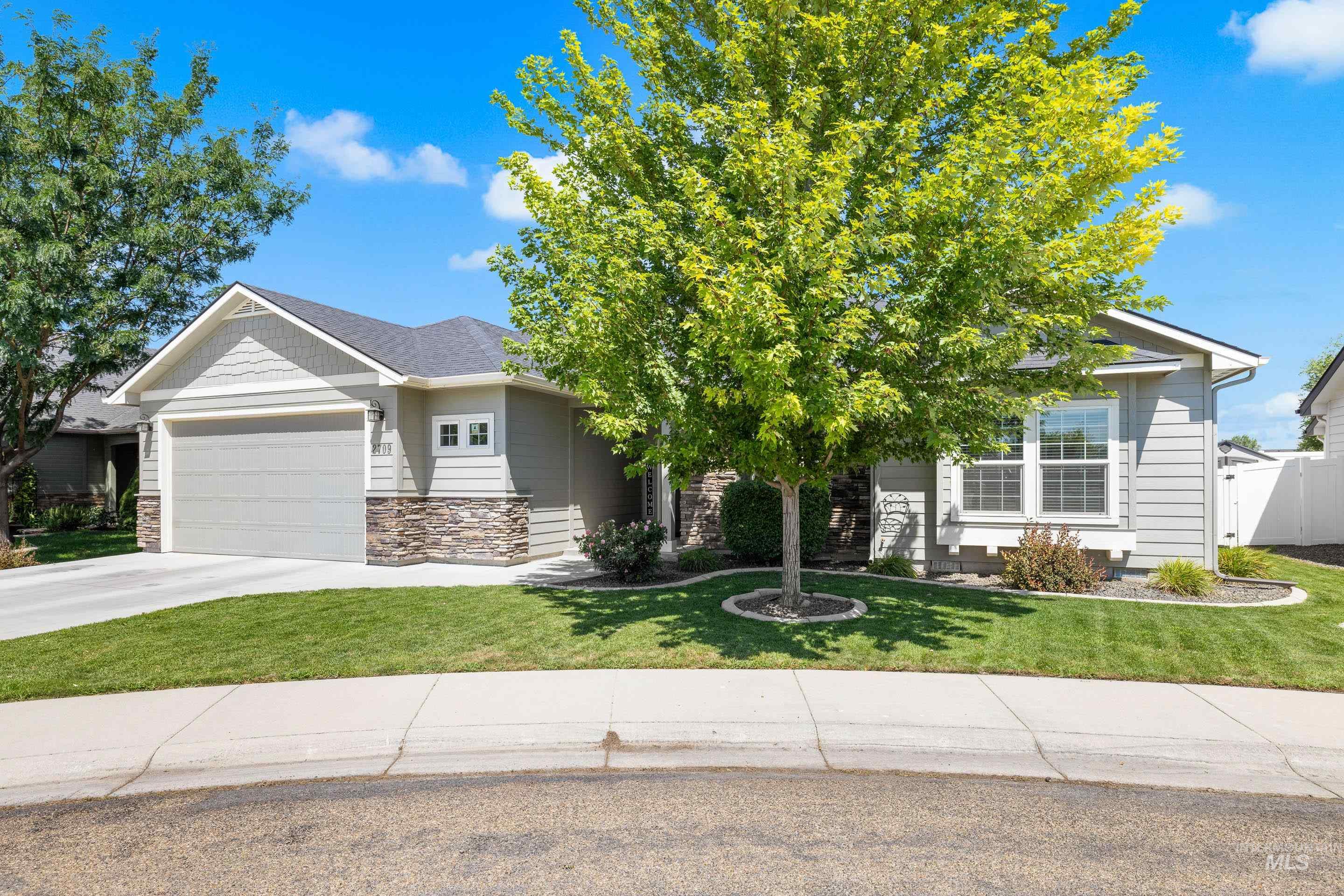 property viewer photo 2