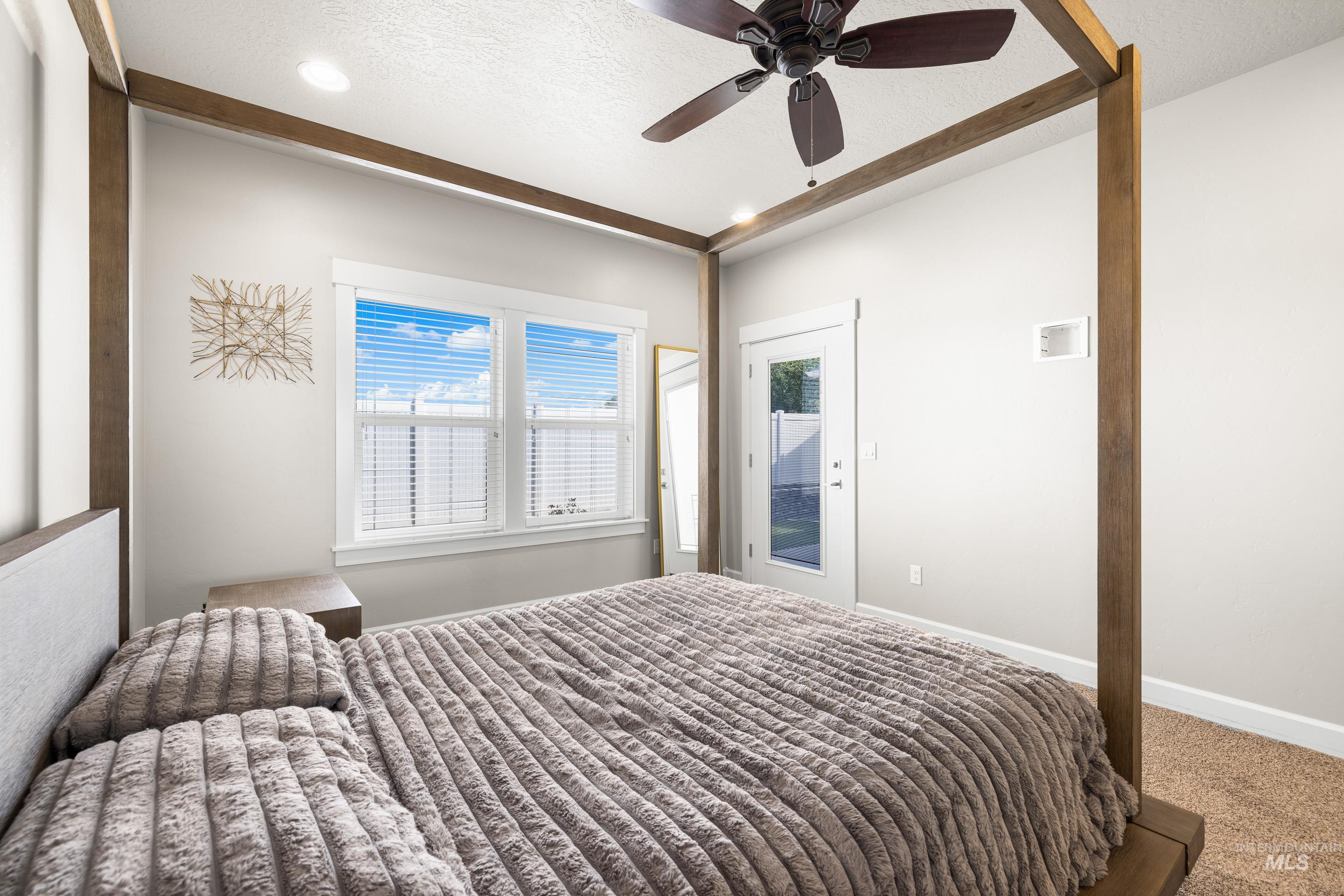 property viewer photo 22