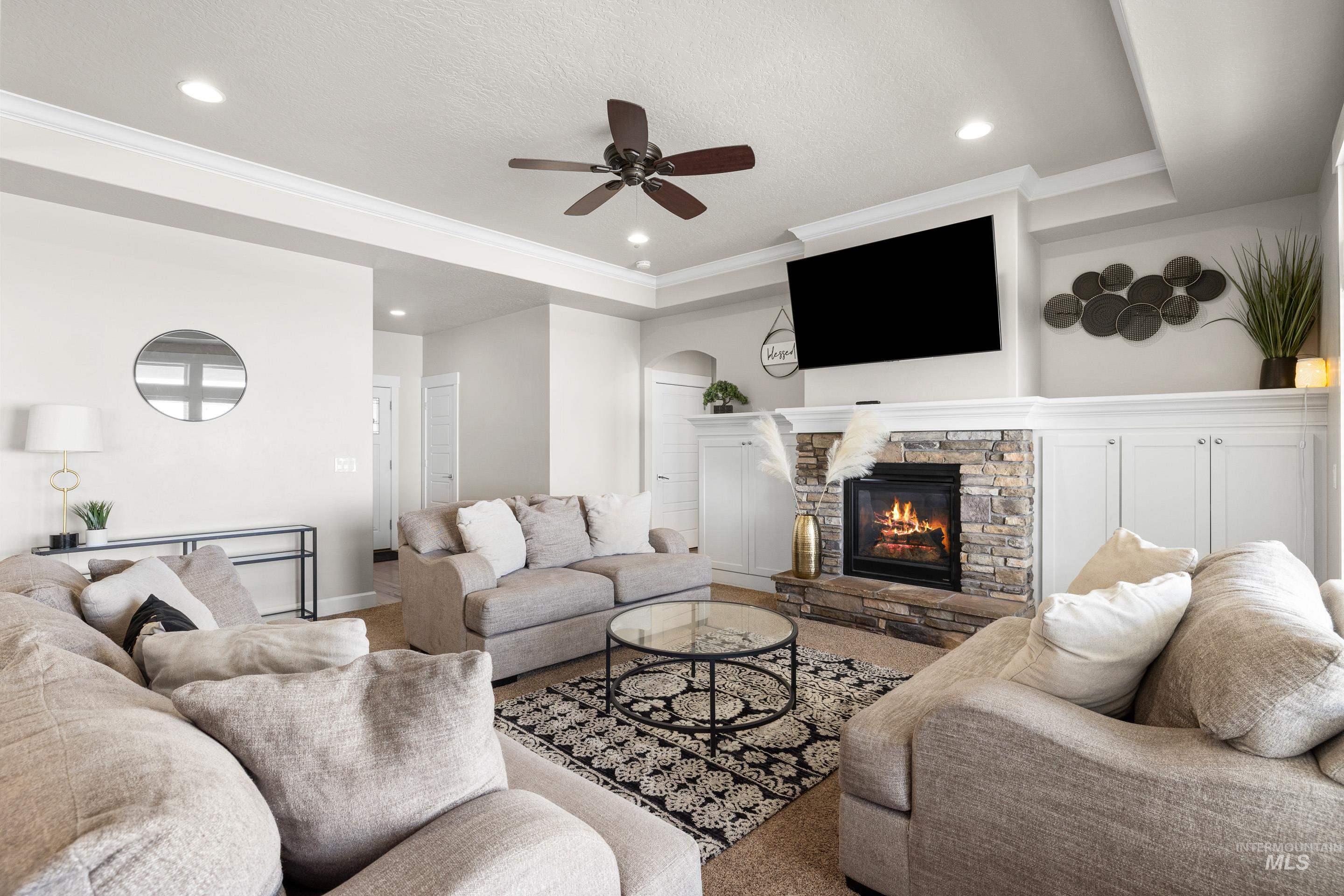 property viewer photo 8