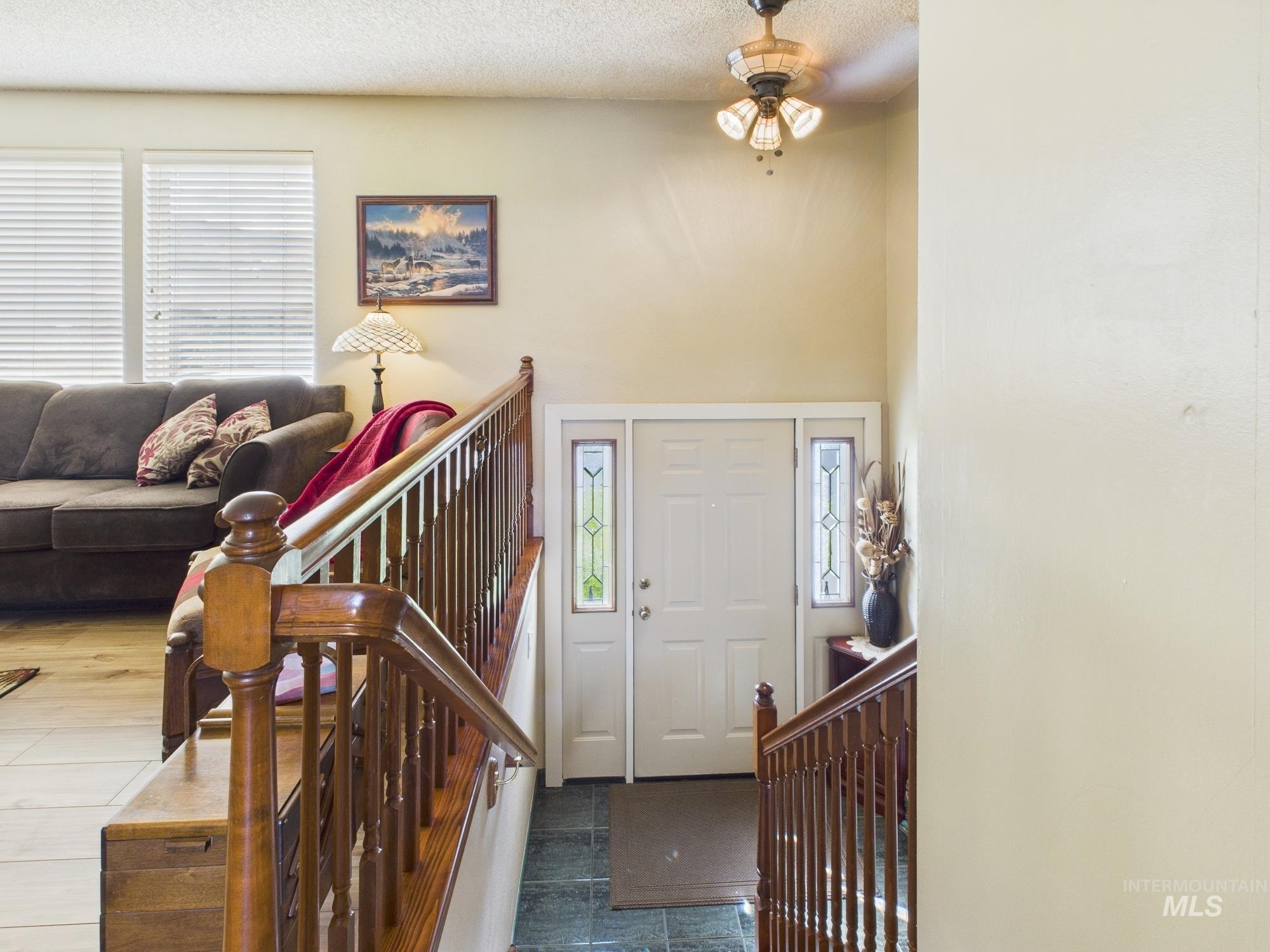 property viewer photo 12