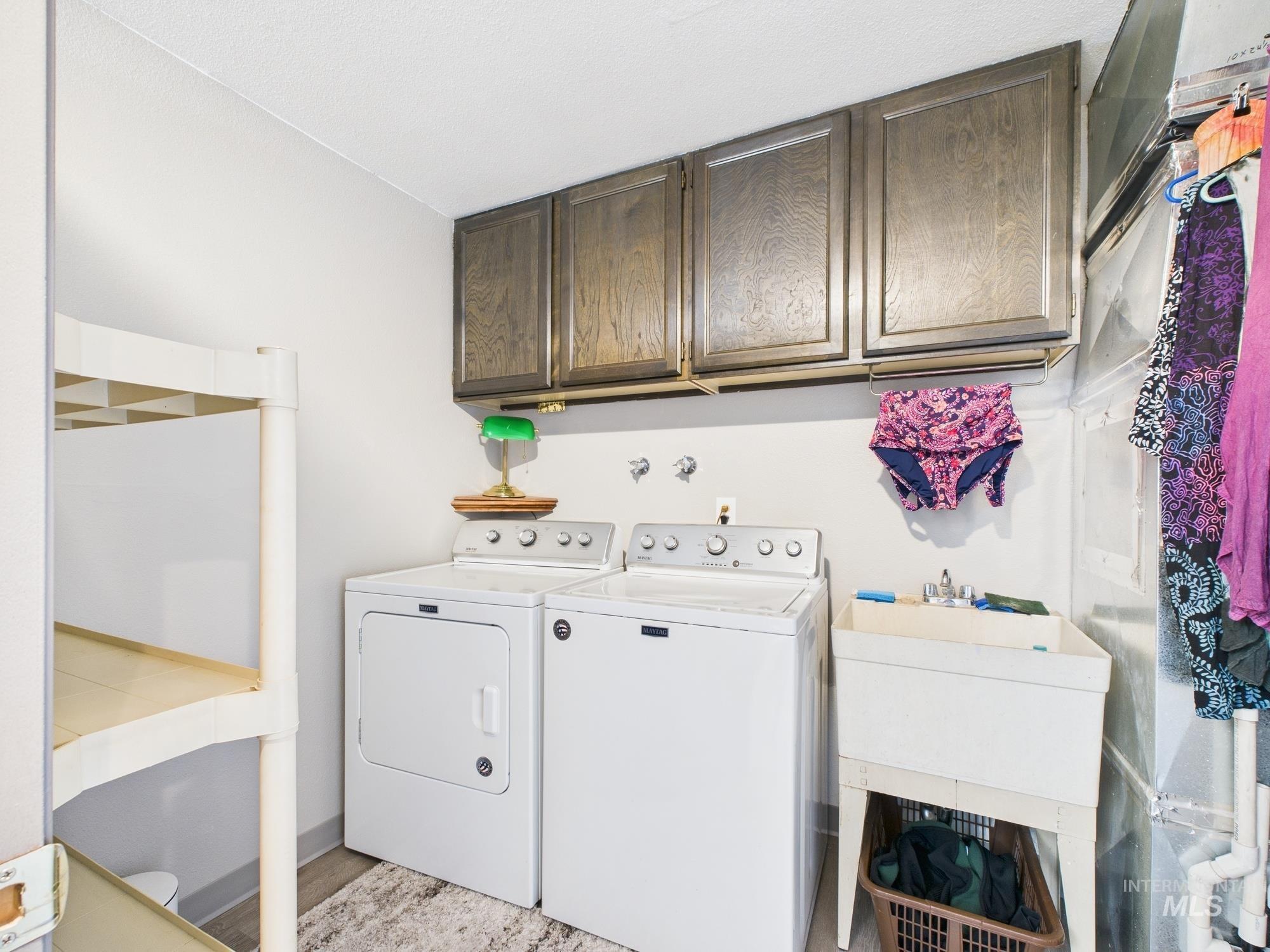 property viewer photo 25