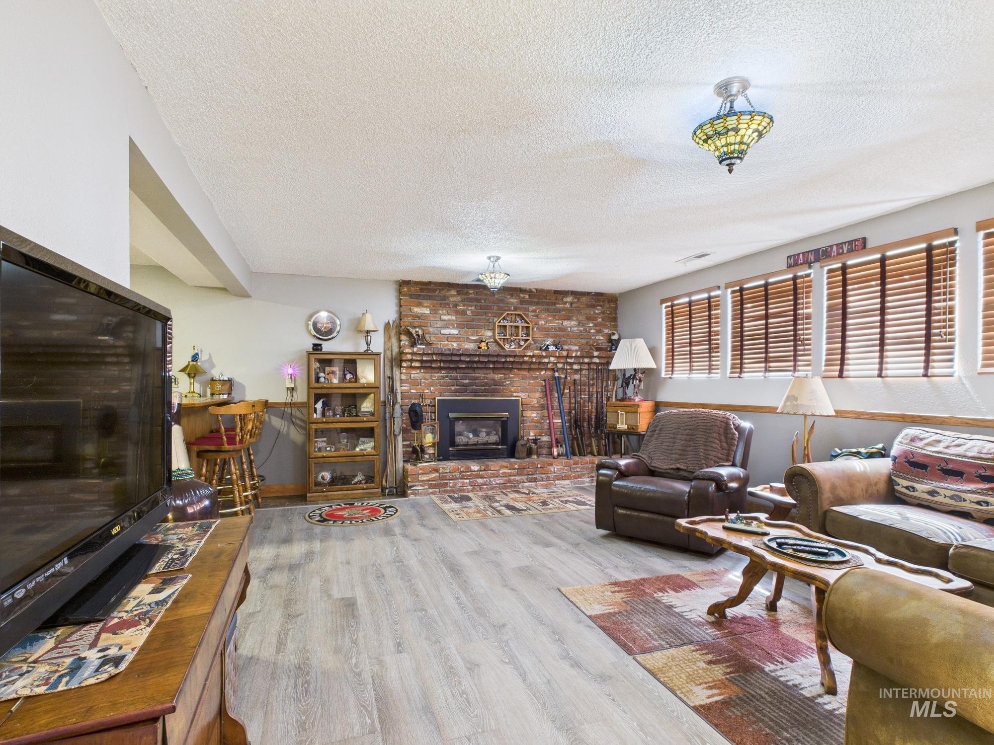 property viewer photo 26
