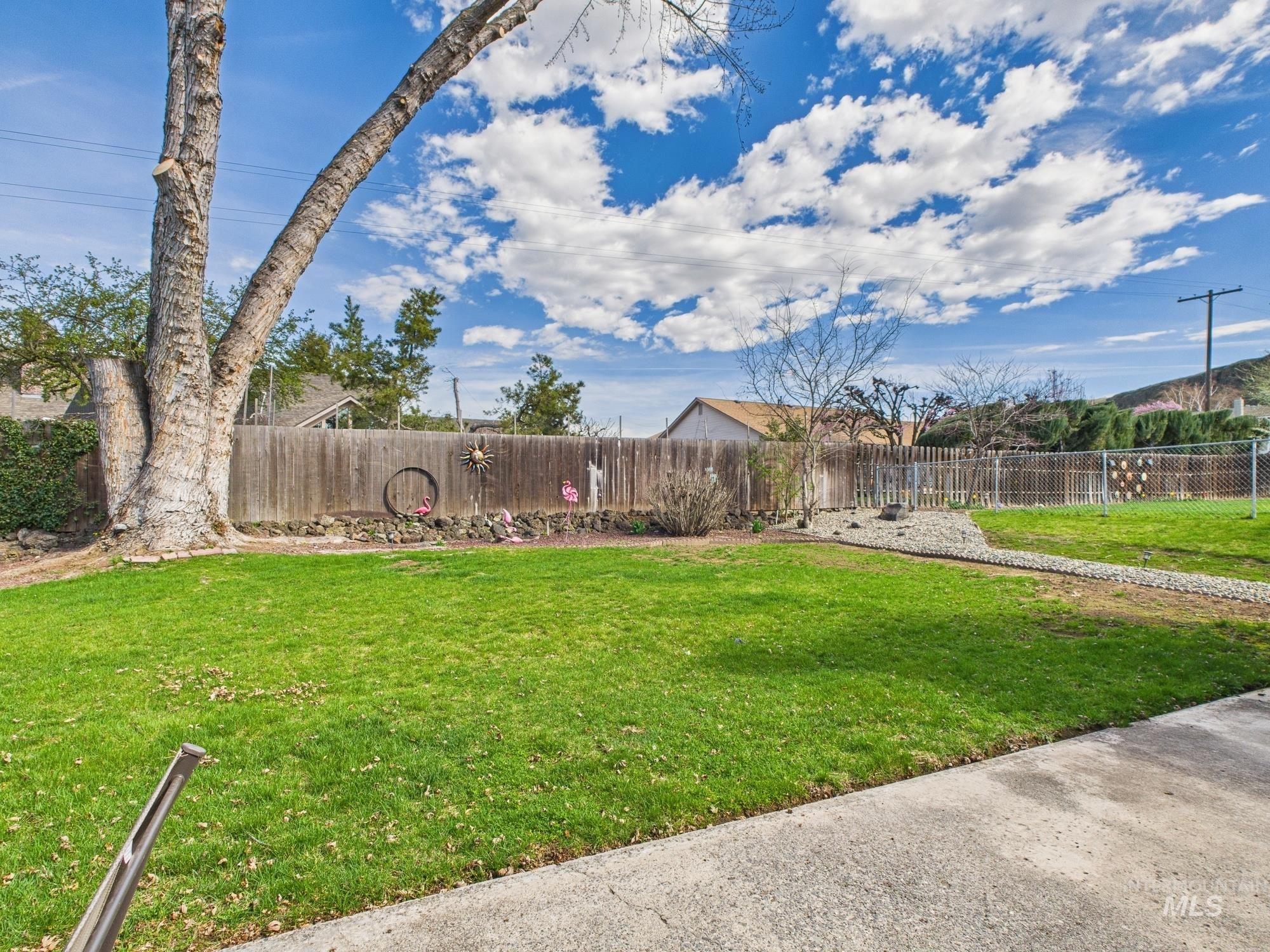 property viewer photo 29