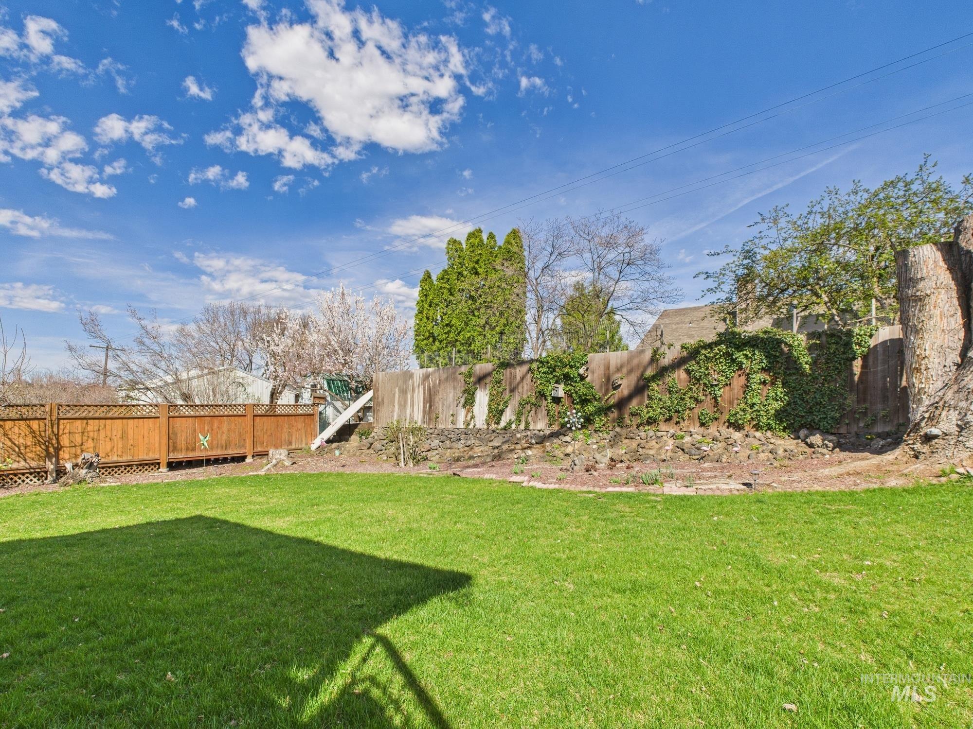 property viewer photo 31