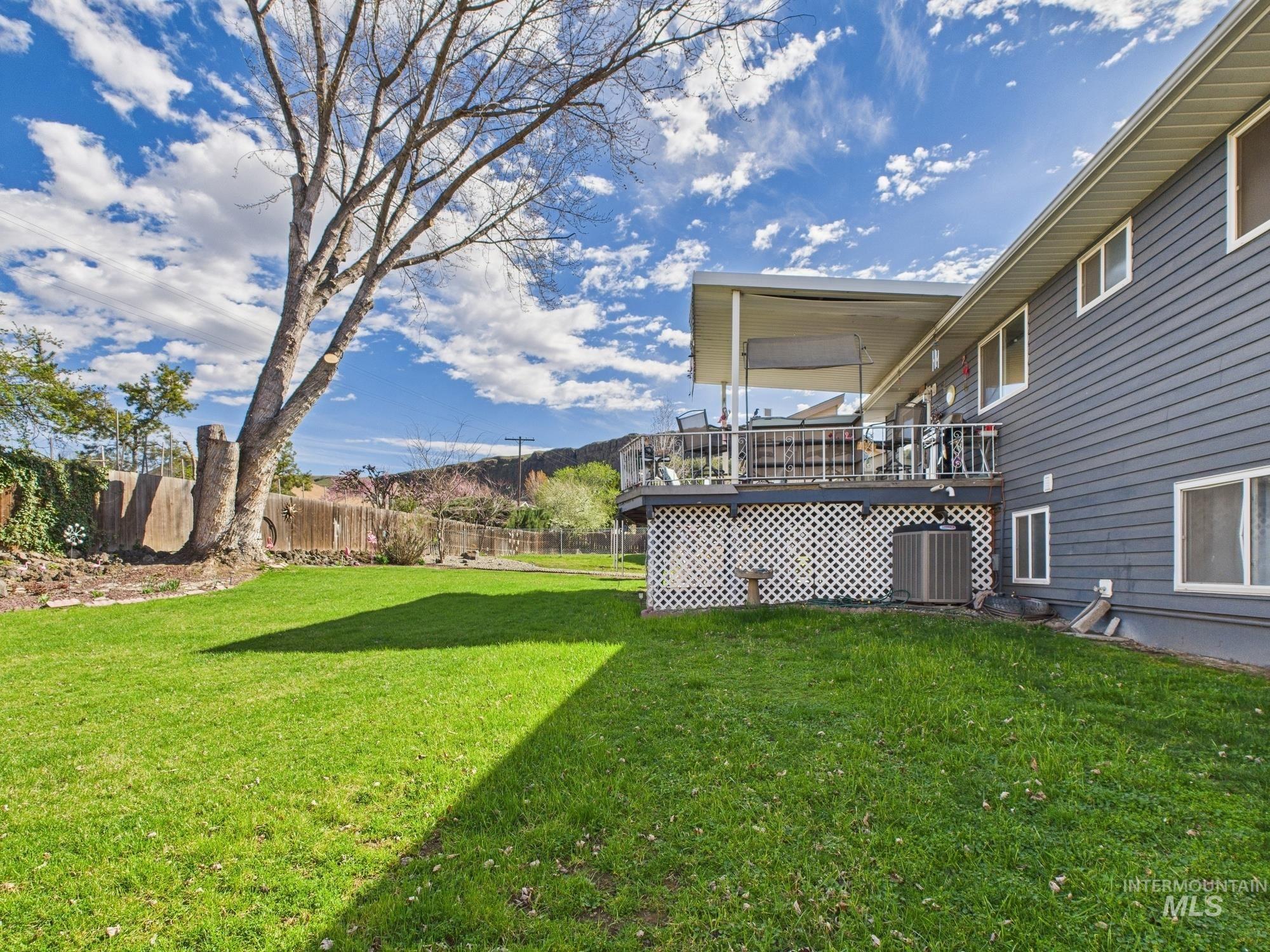 property viewer photo 33