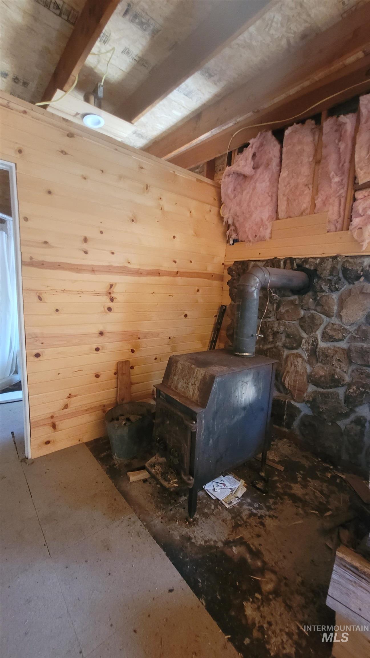 property viewer photo 36