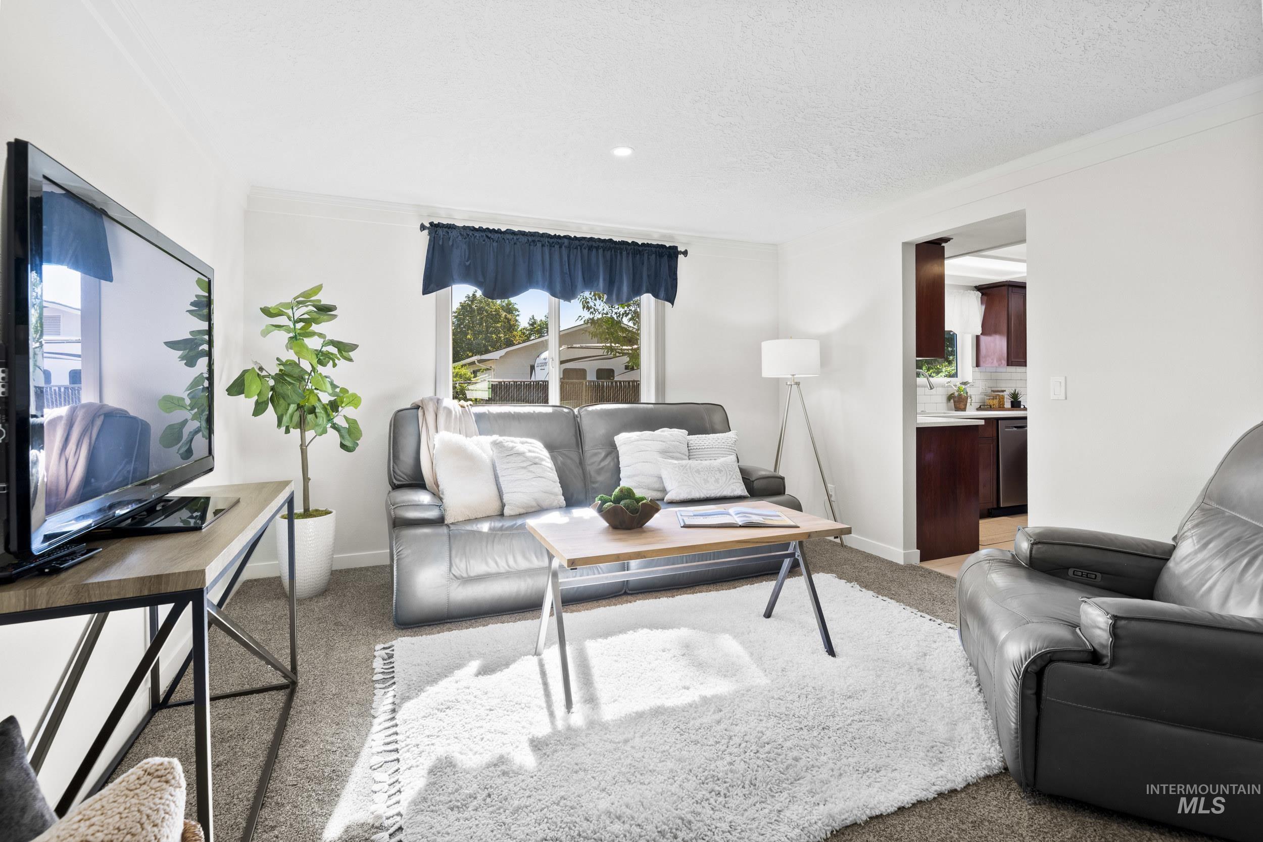 property viewer photo 12