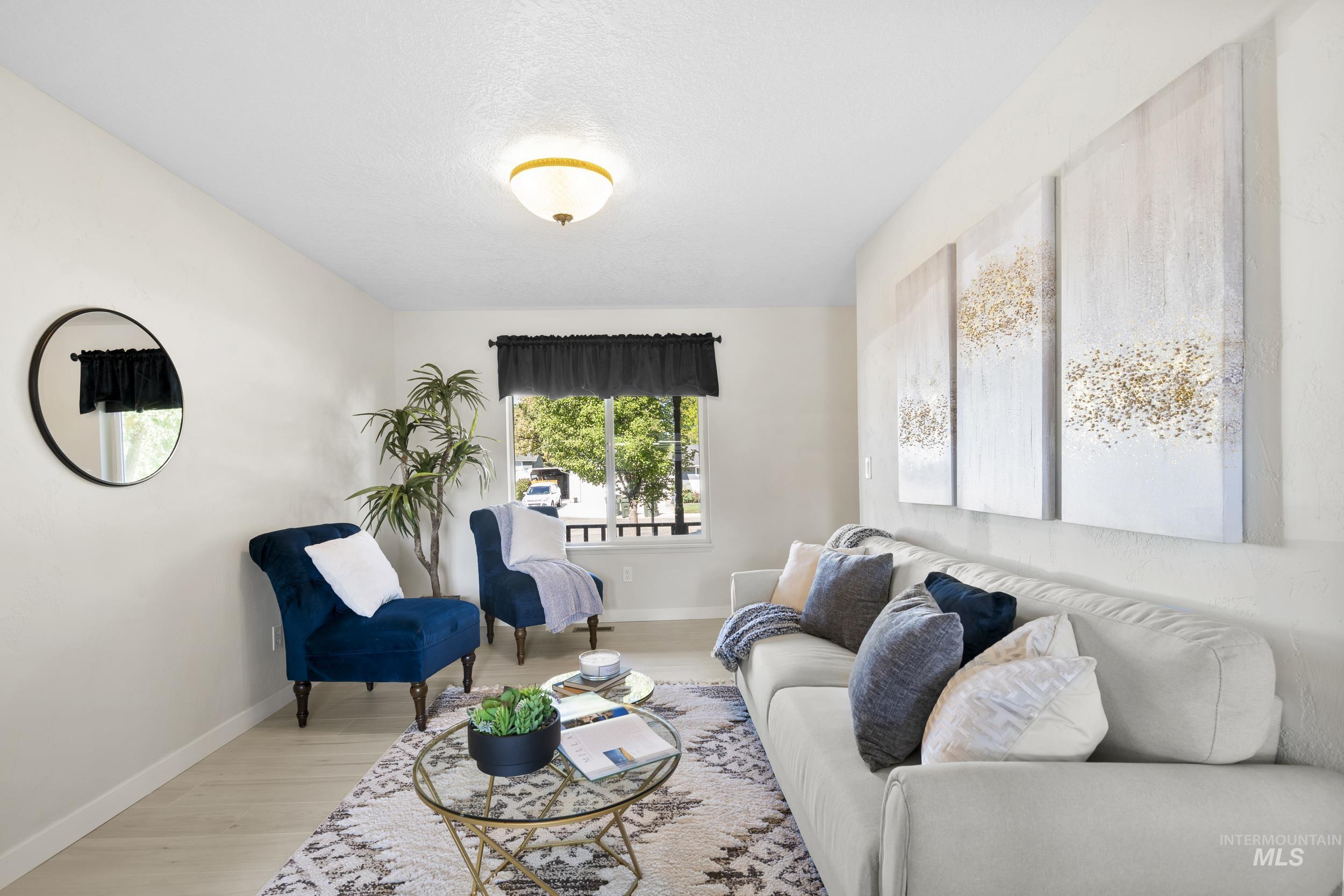 property viewer photo 19