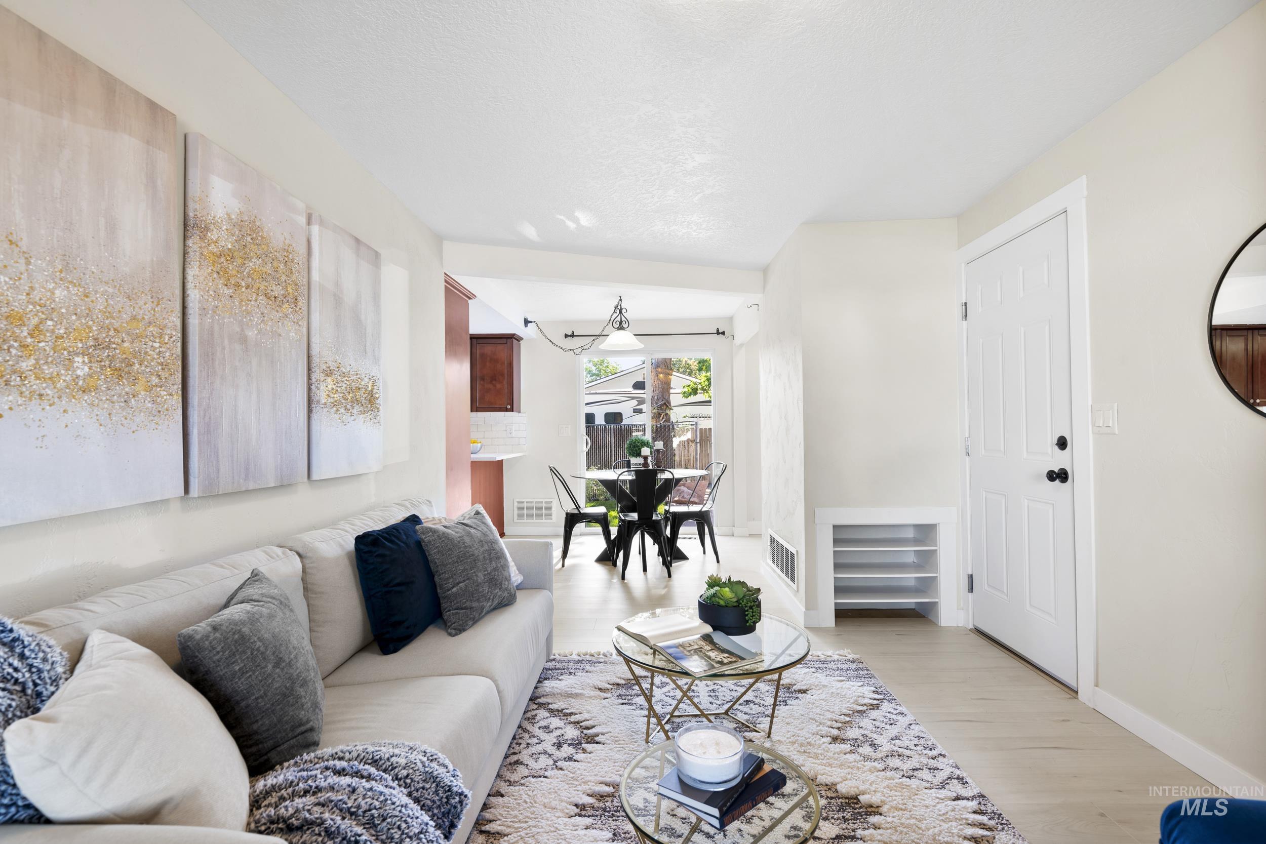 property viewer photo 21