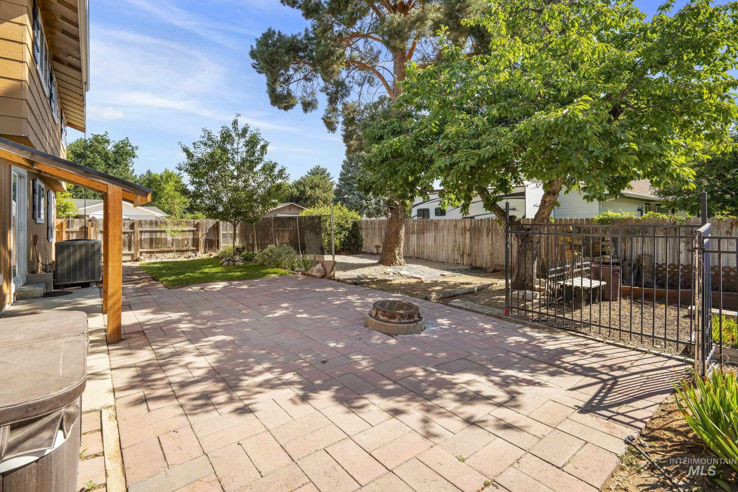 property viewer photo 37