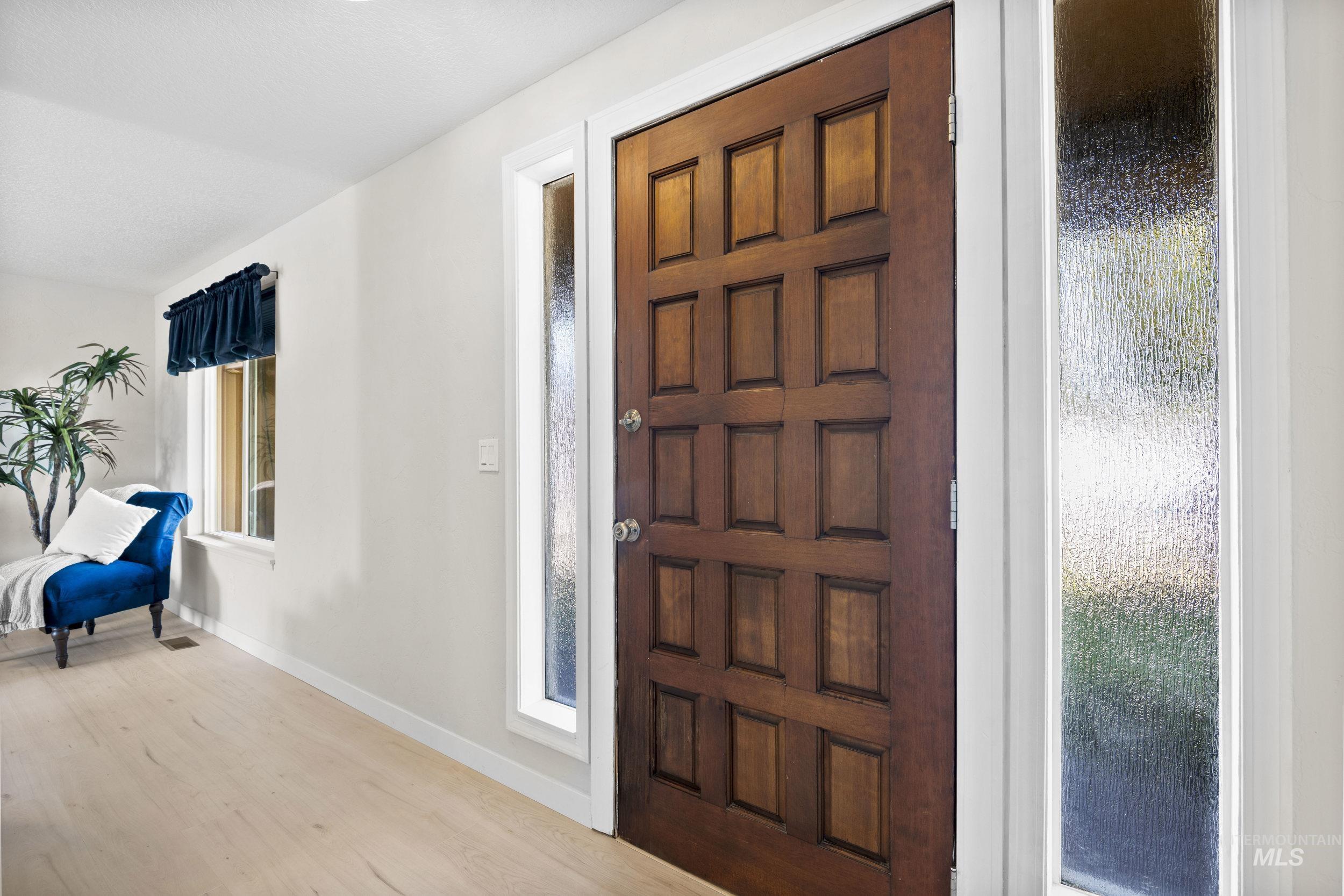 property viewer photo 6