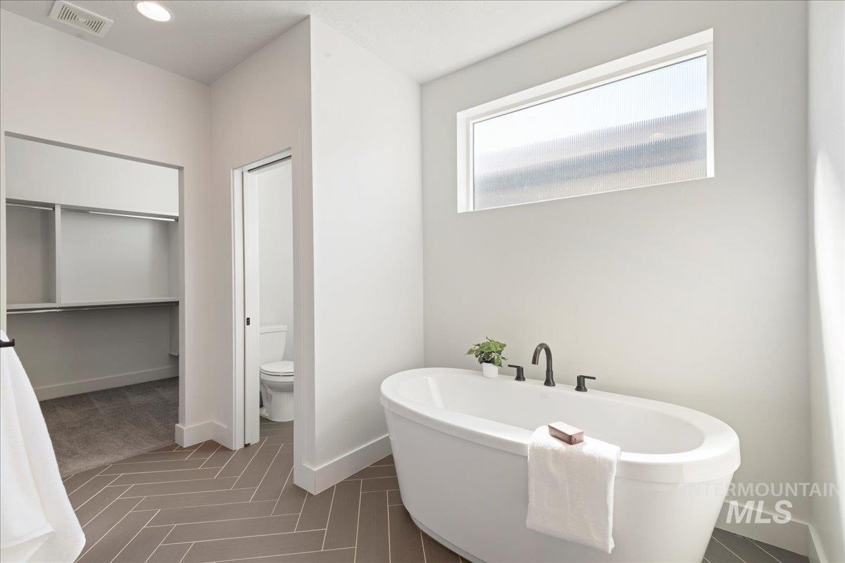 property viewer photo 16