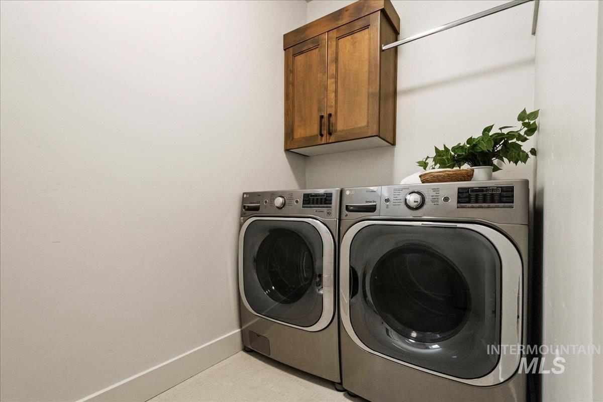 property viewer photo 24