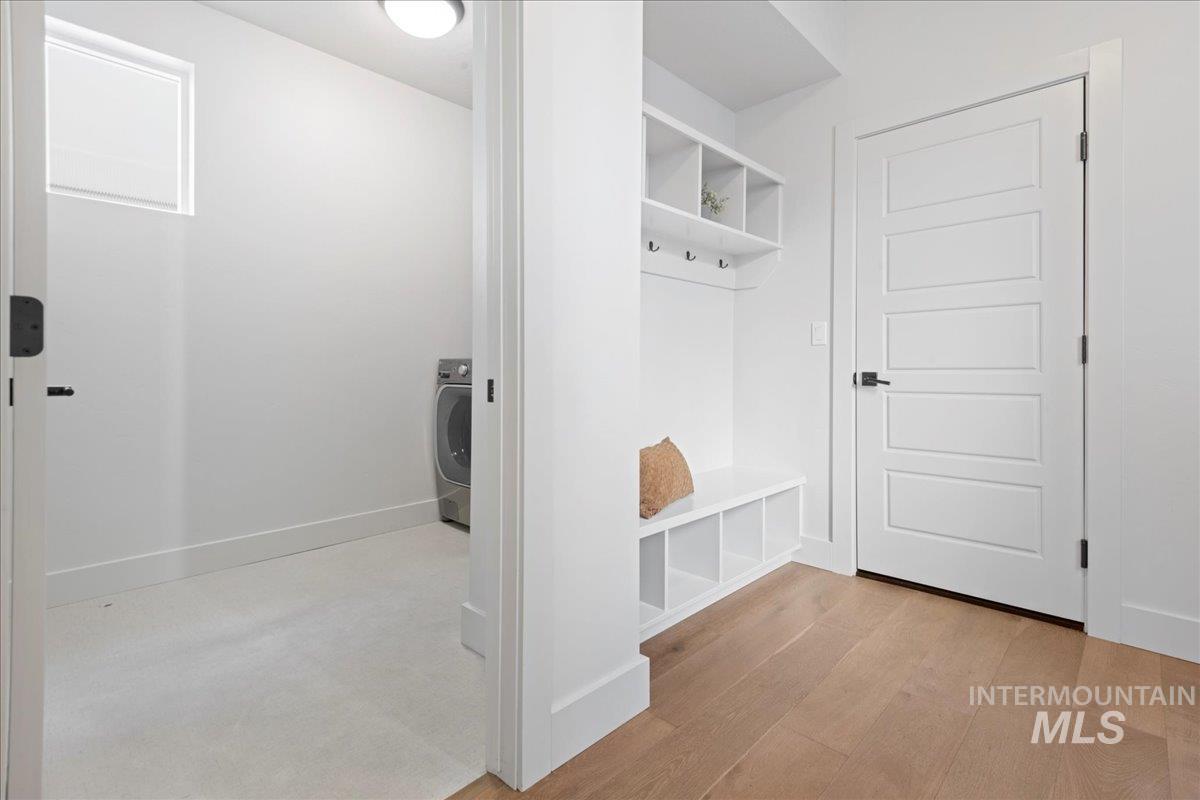 property viewer photo 25
