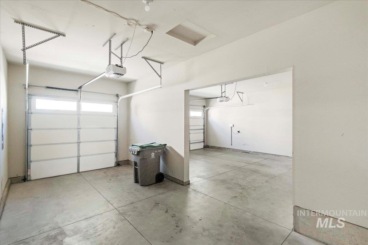 property viewer photo 26