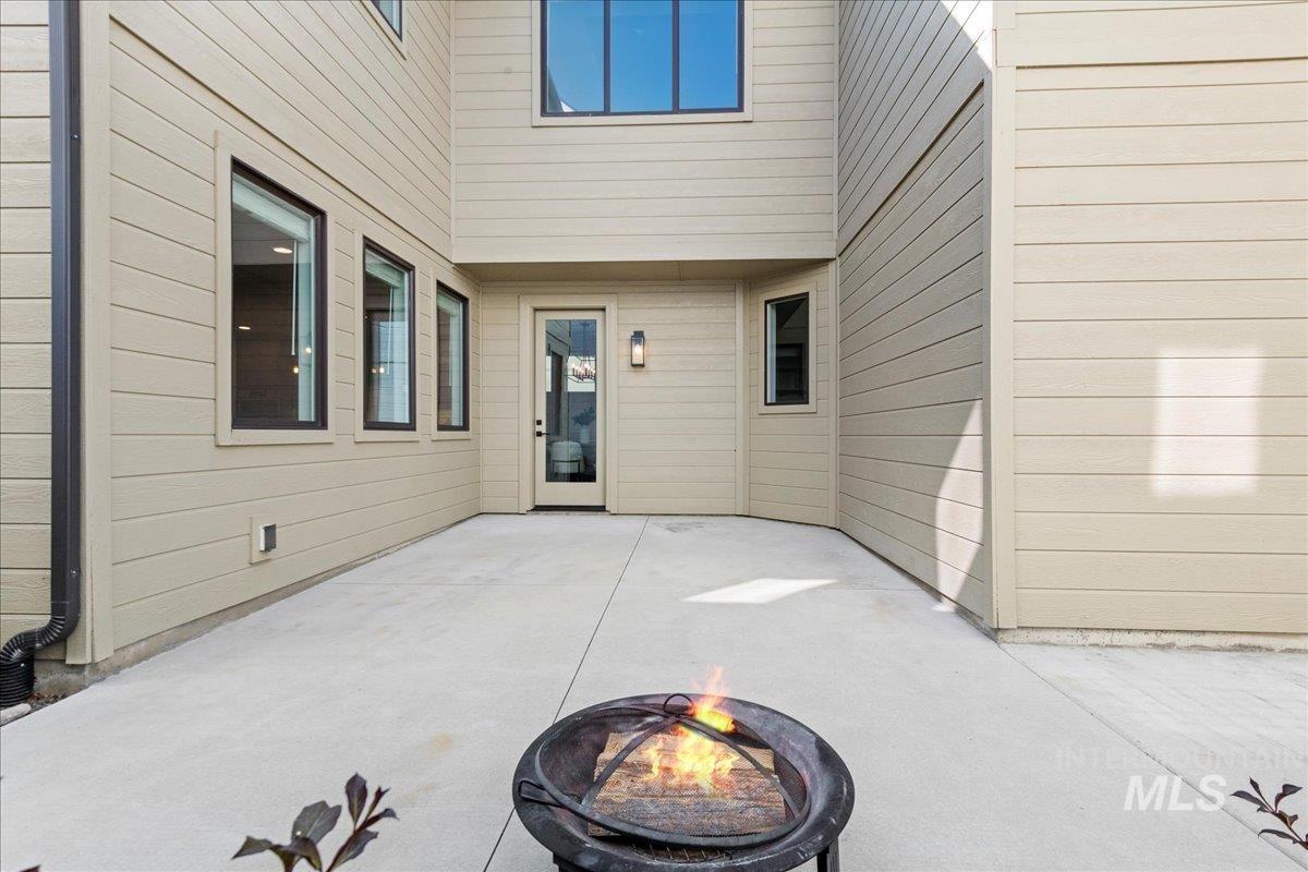 property viewer photo 27