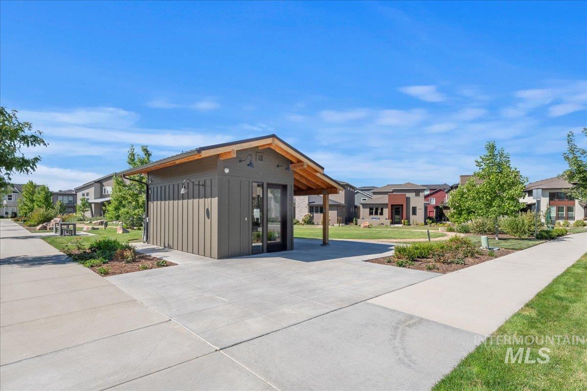 property viewer photo 31