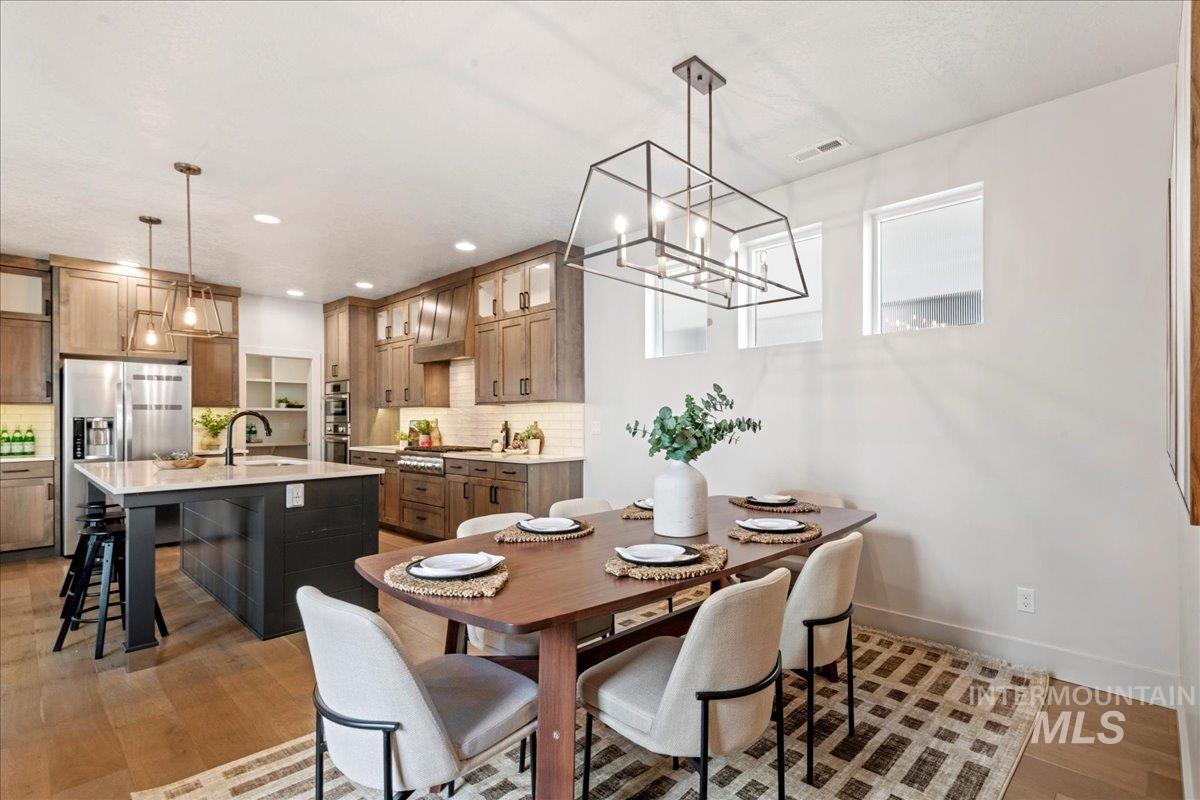 property viewer photo 9