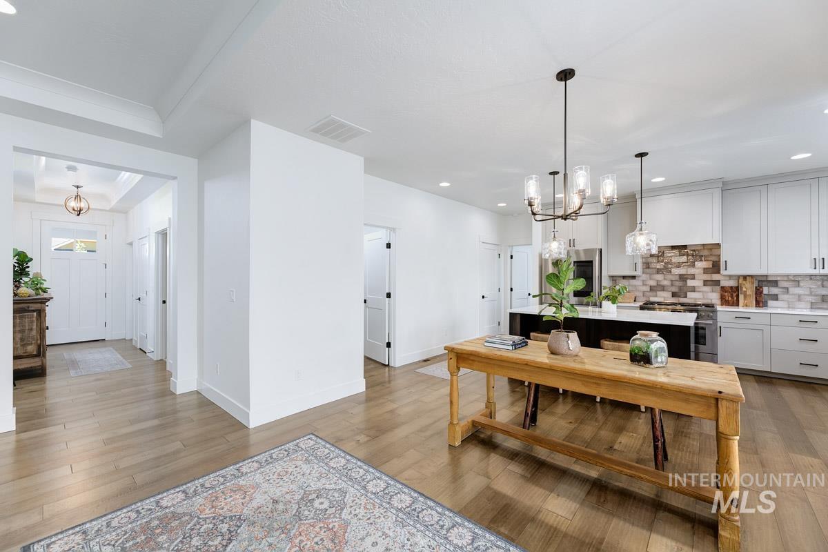 property viewer photo 10