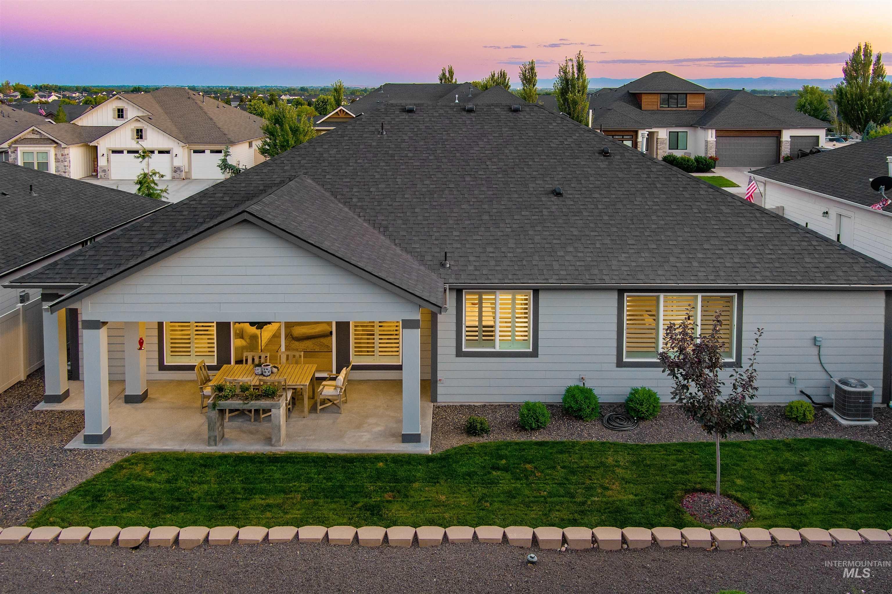 property viewer photo 2