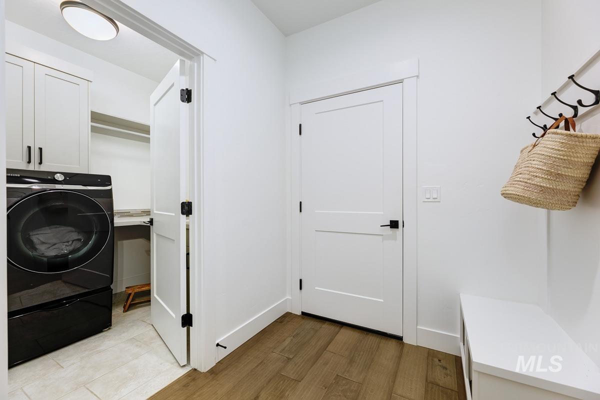property viewer photo 22