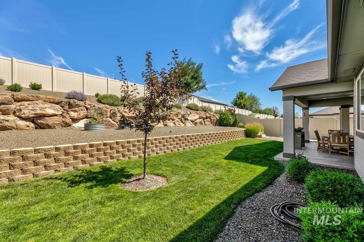 property viewer photo 25