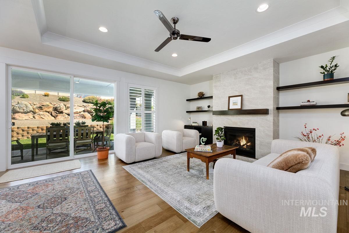 property viewer photo 3