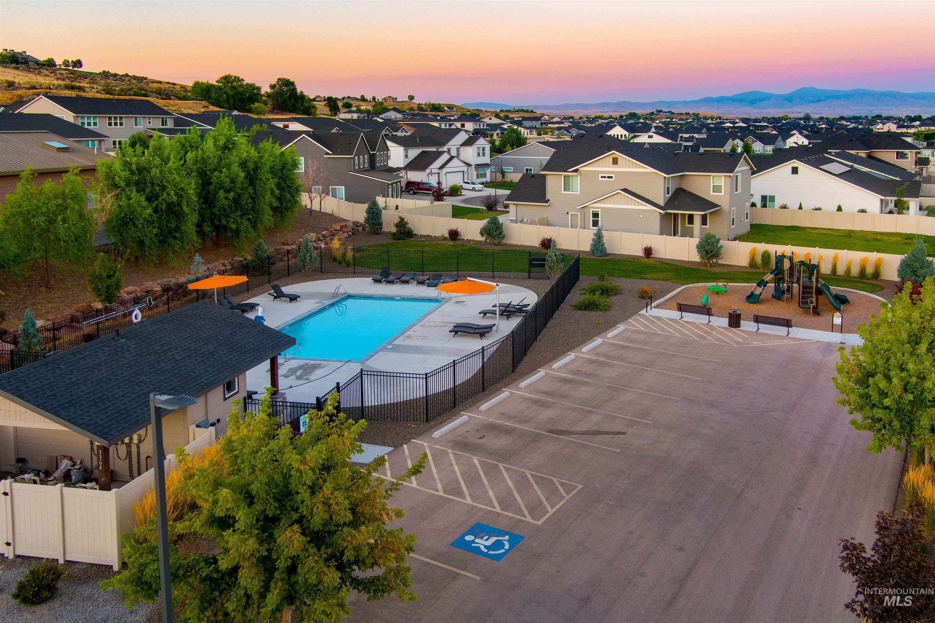 property viewer photo 32