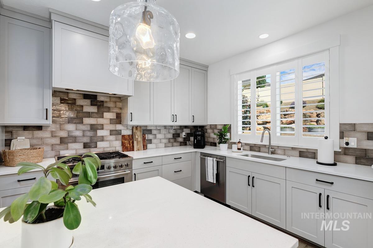 property viewer photo 7