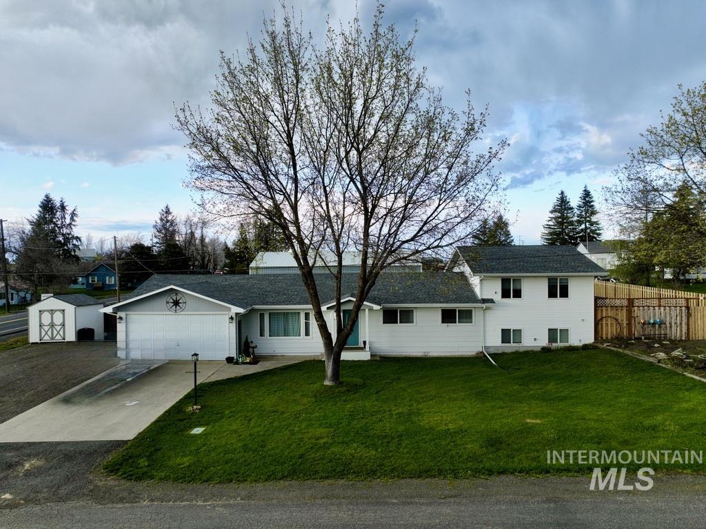 main property photo 48