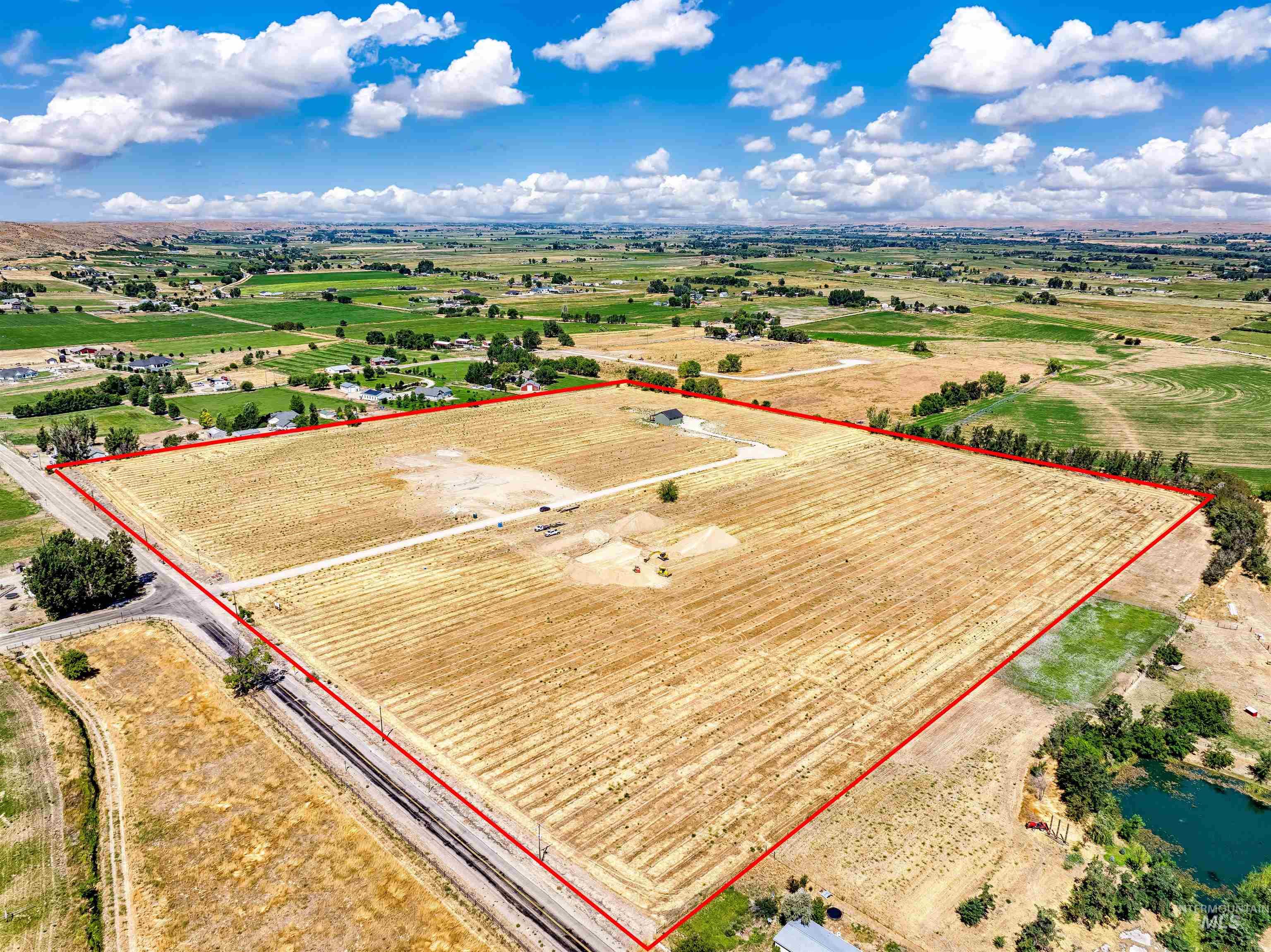 main property photo 15