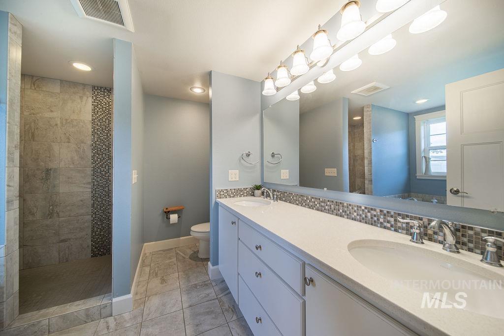property viewer photo 17