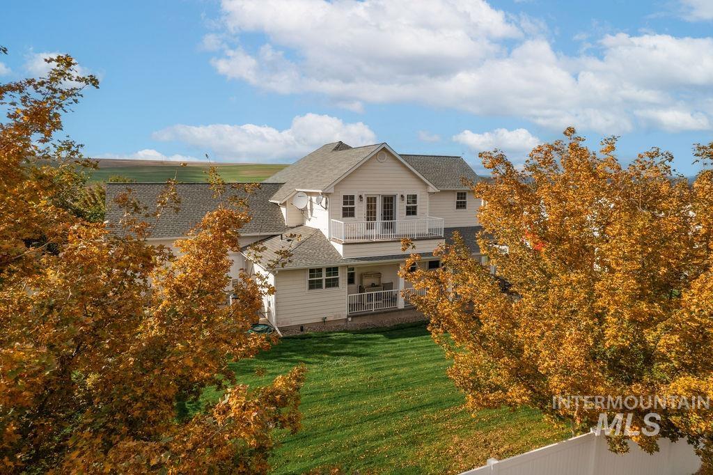 property viewer photo 3