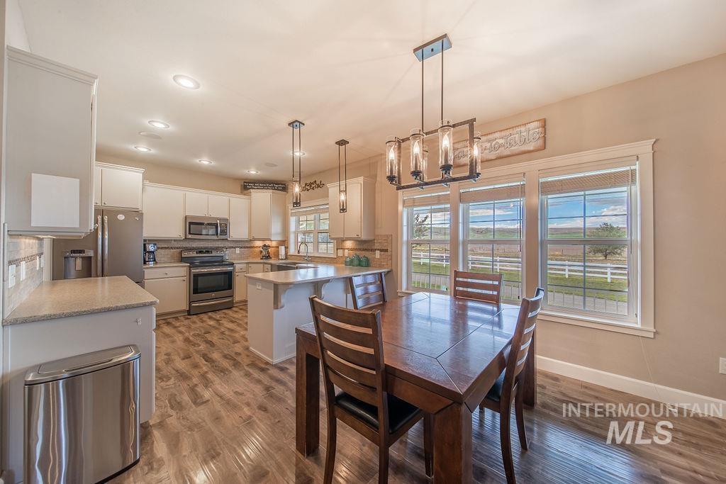 property viewer photo 7
