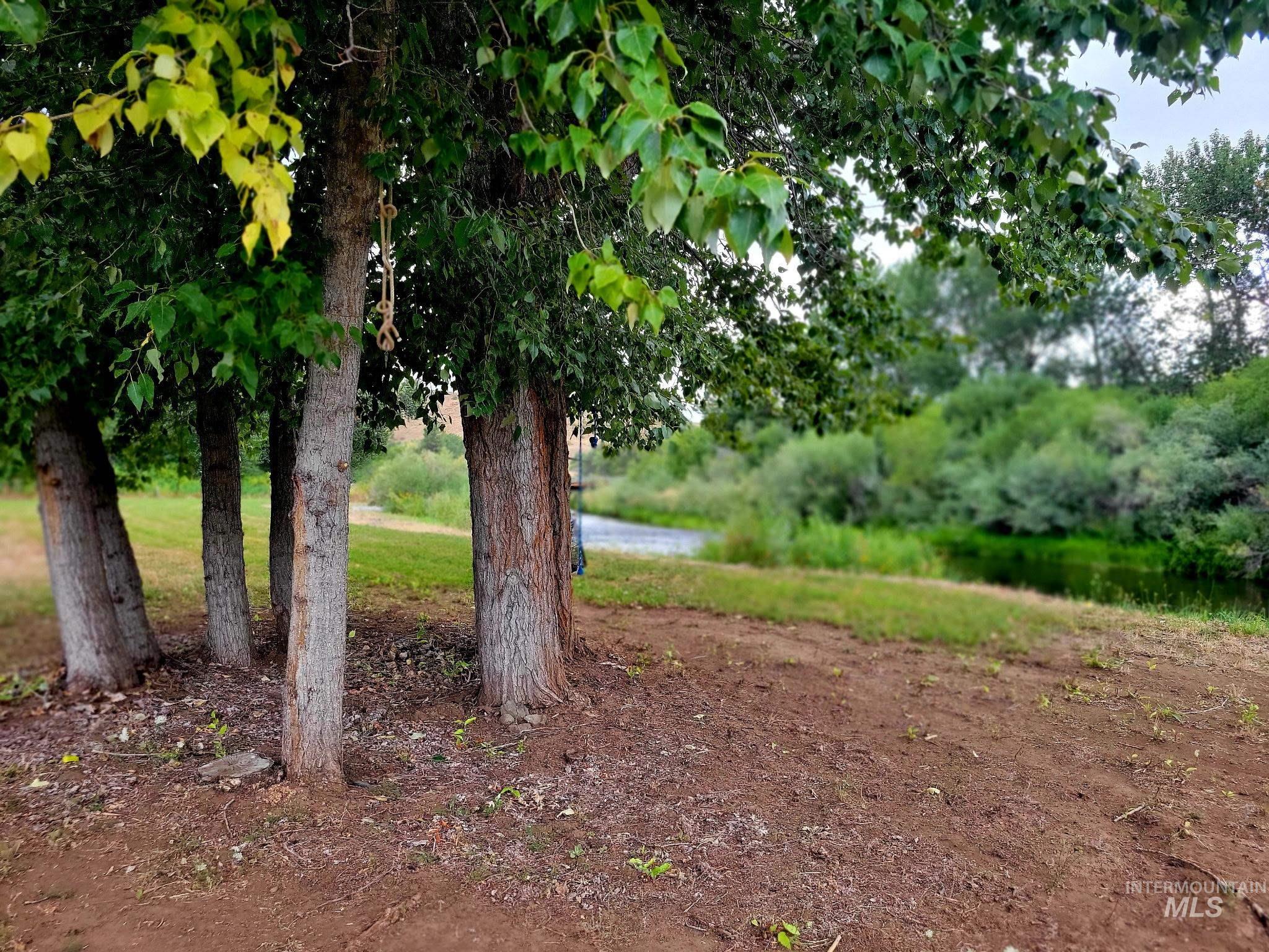 main property photo 38