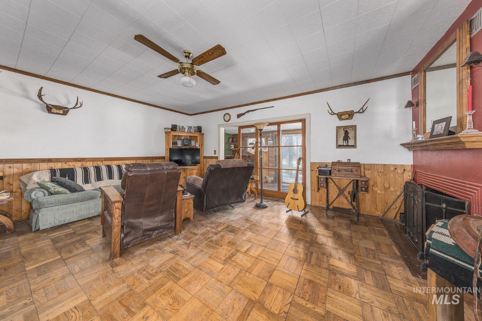 main property photo 19
