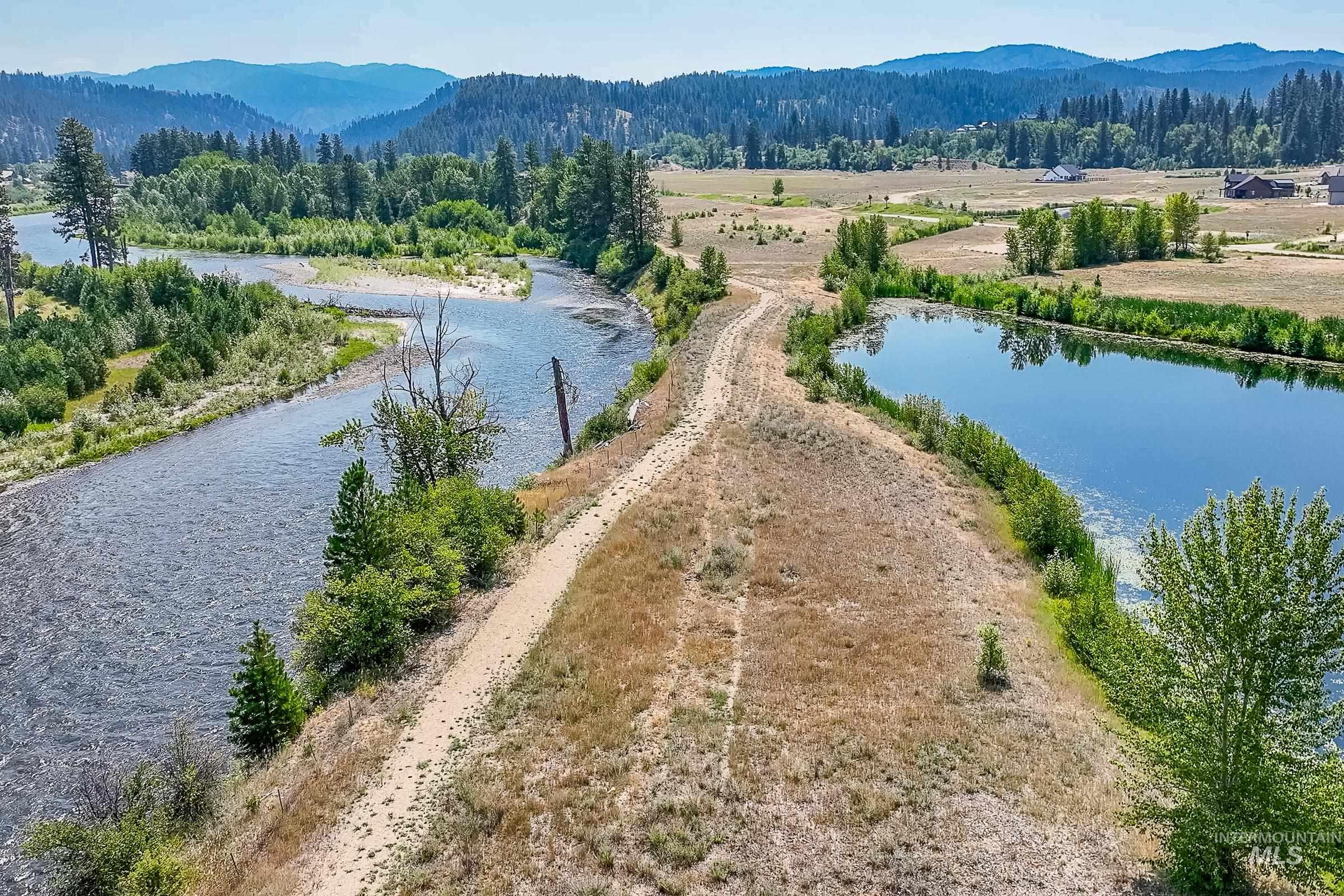 main property photo 14