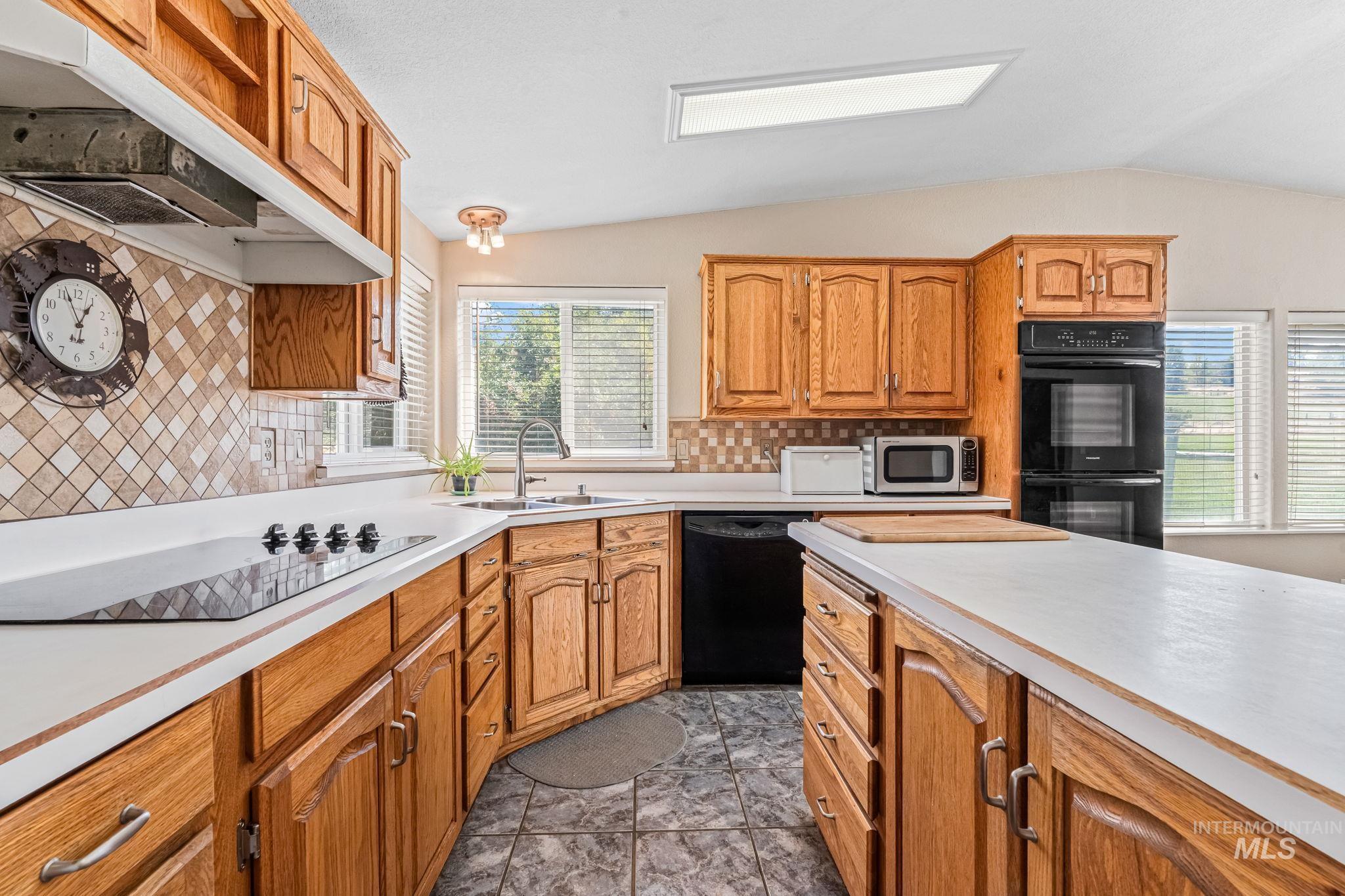 property viewer photo 12