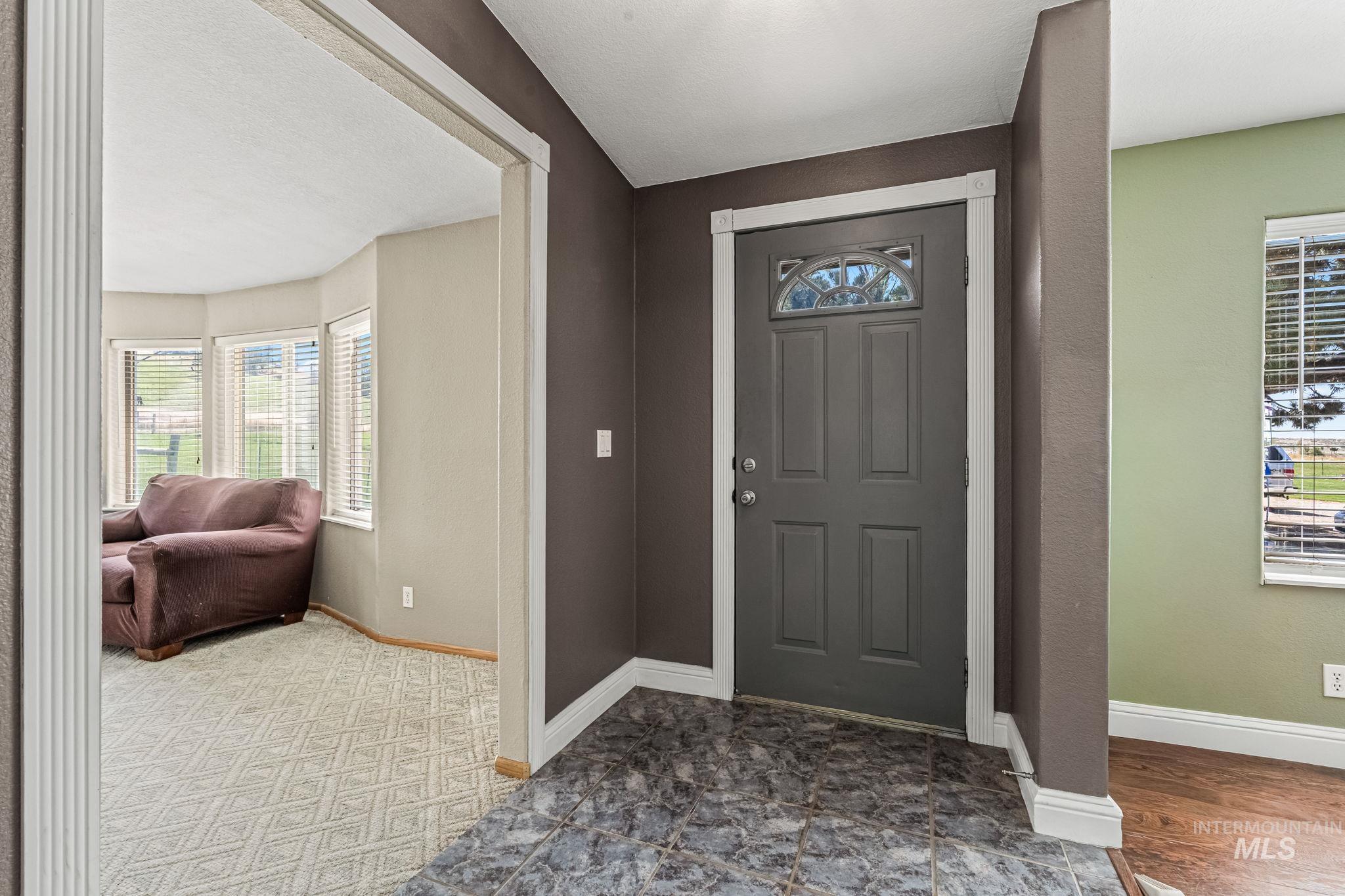 property viewer photo 18