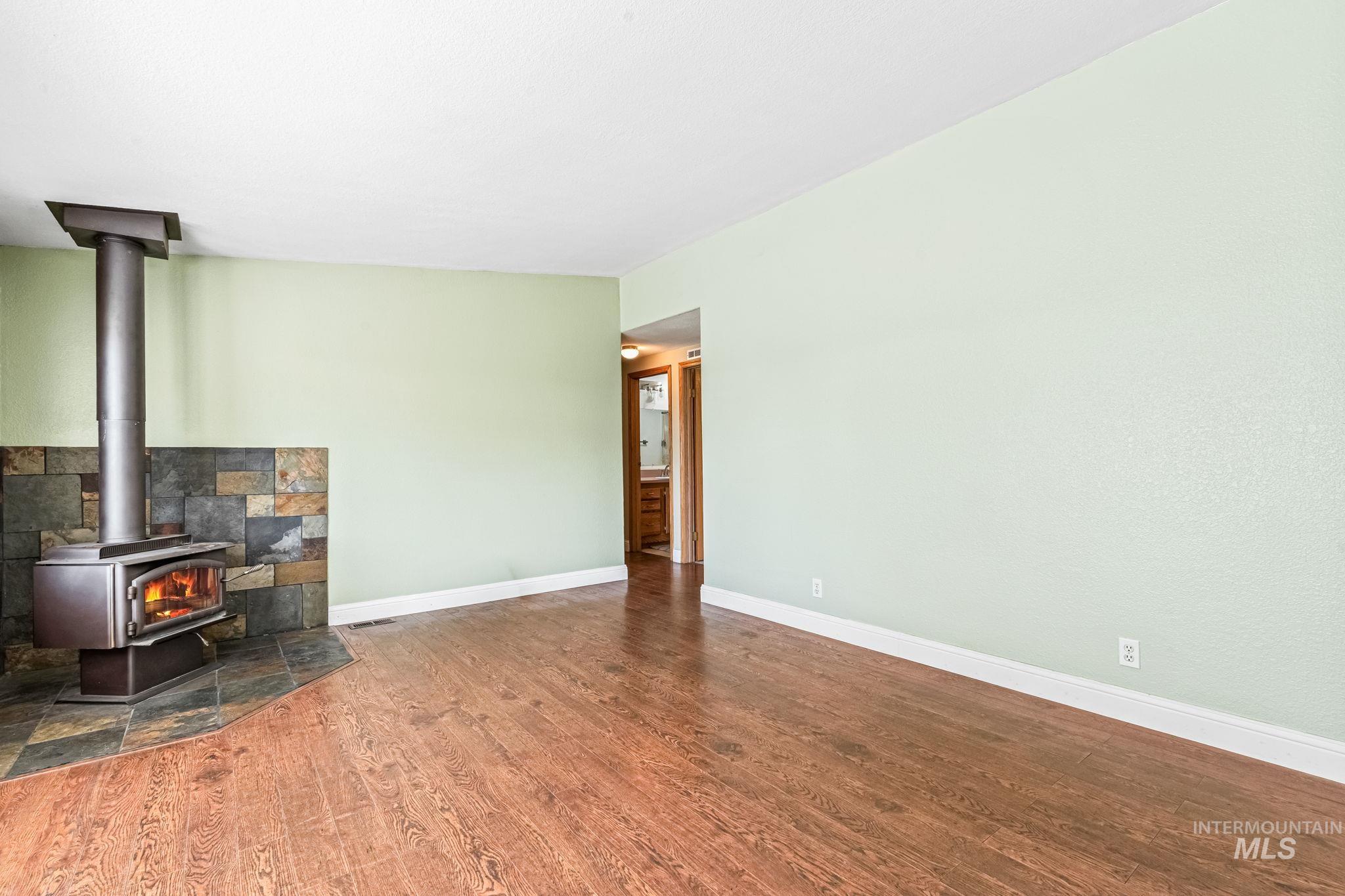 property viewer photo 22
