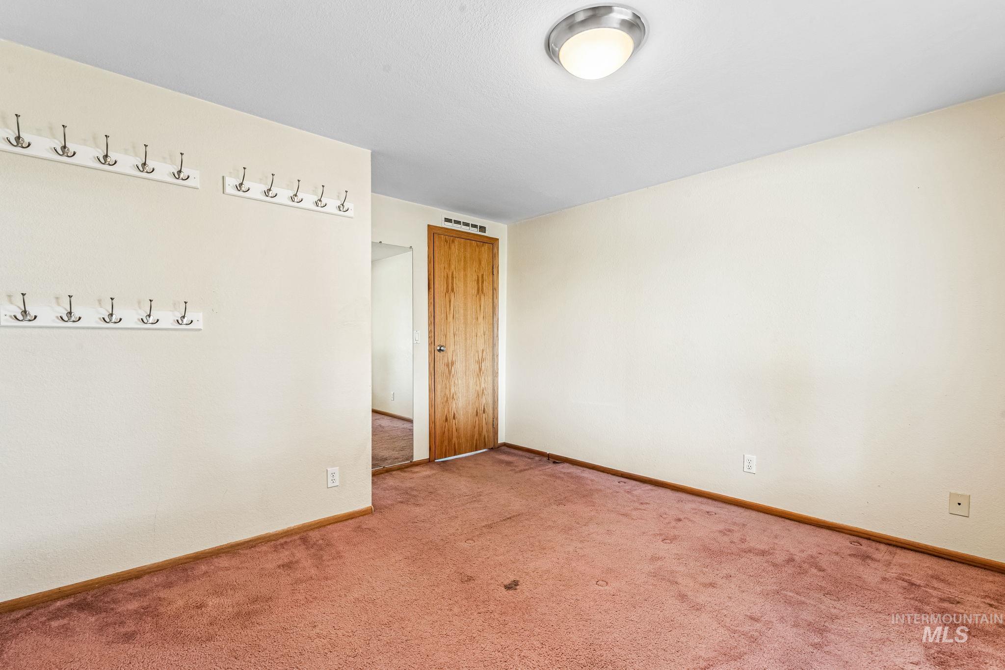 property viewer photo 29