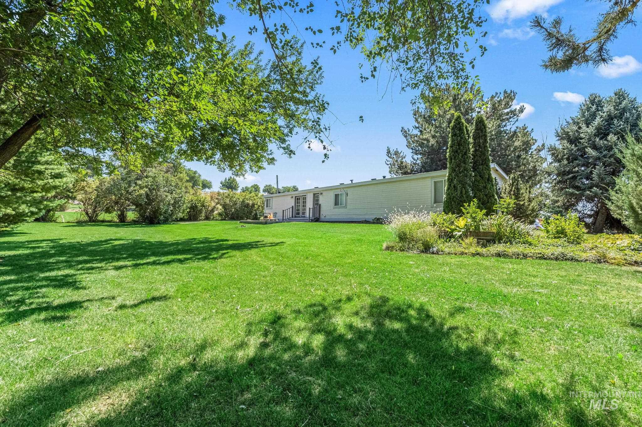 property viewer photo 35