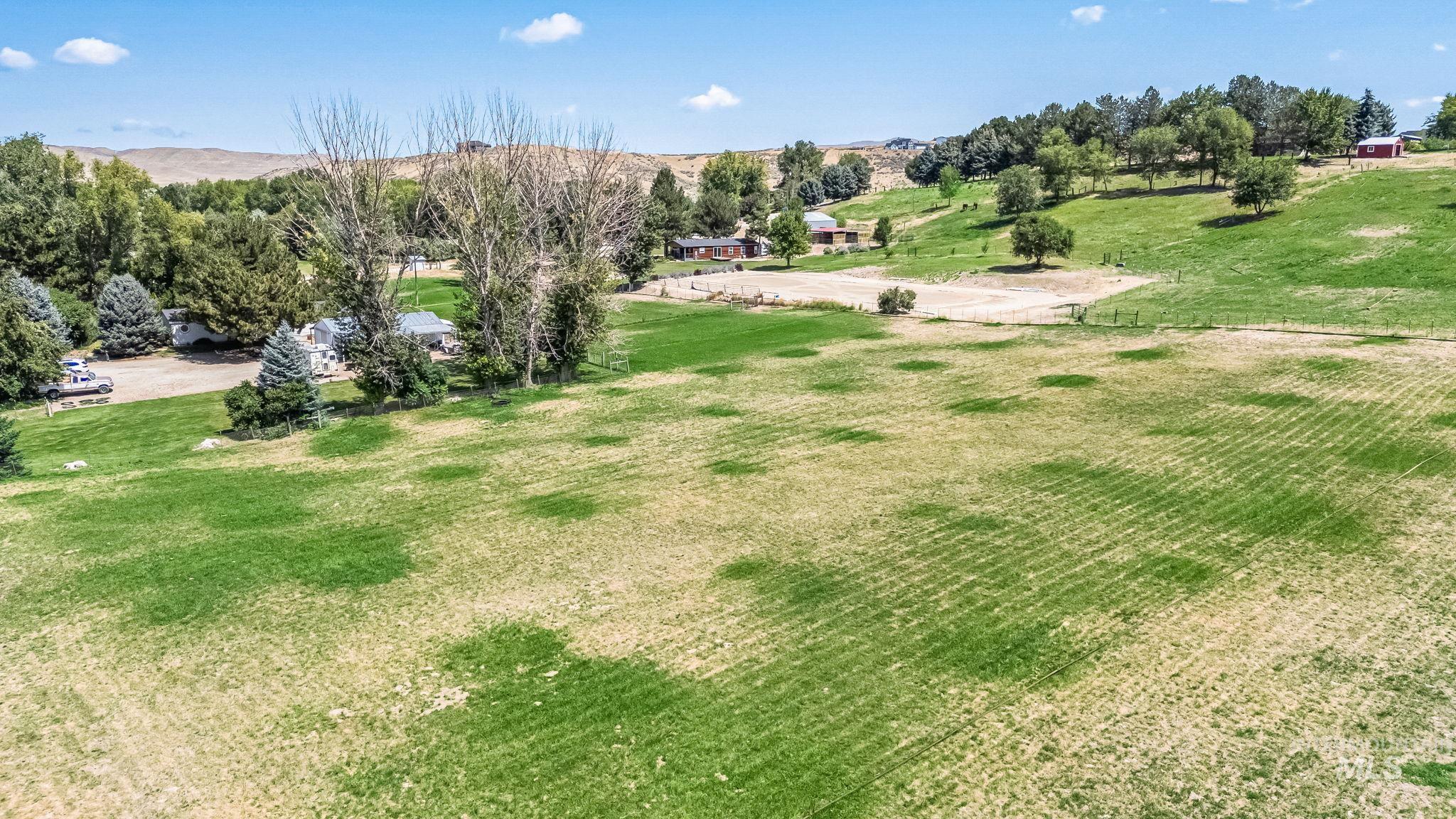 property viewer photo 41