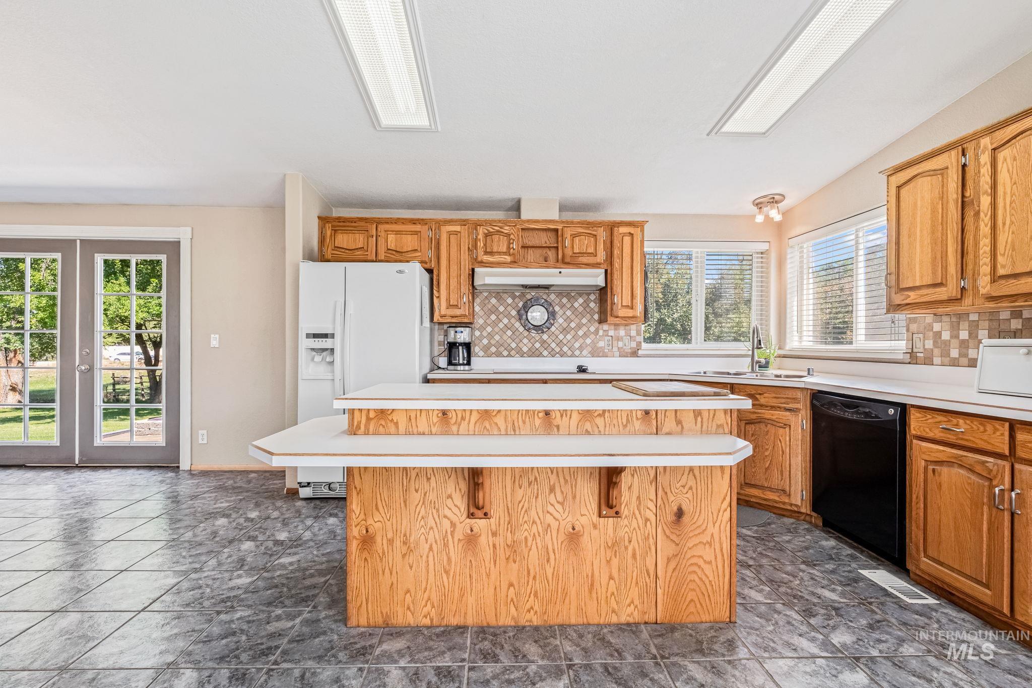 property viewer photo 9