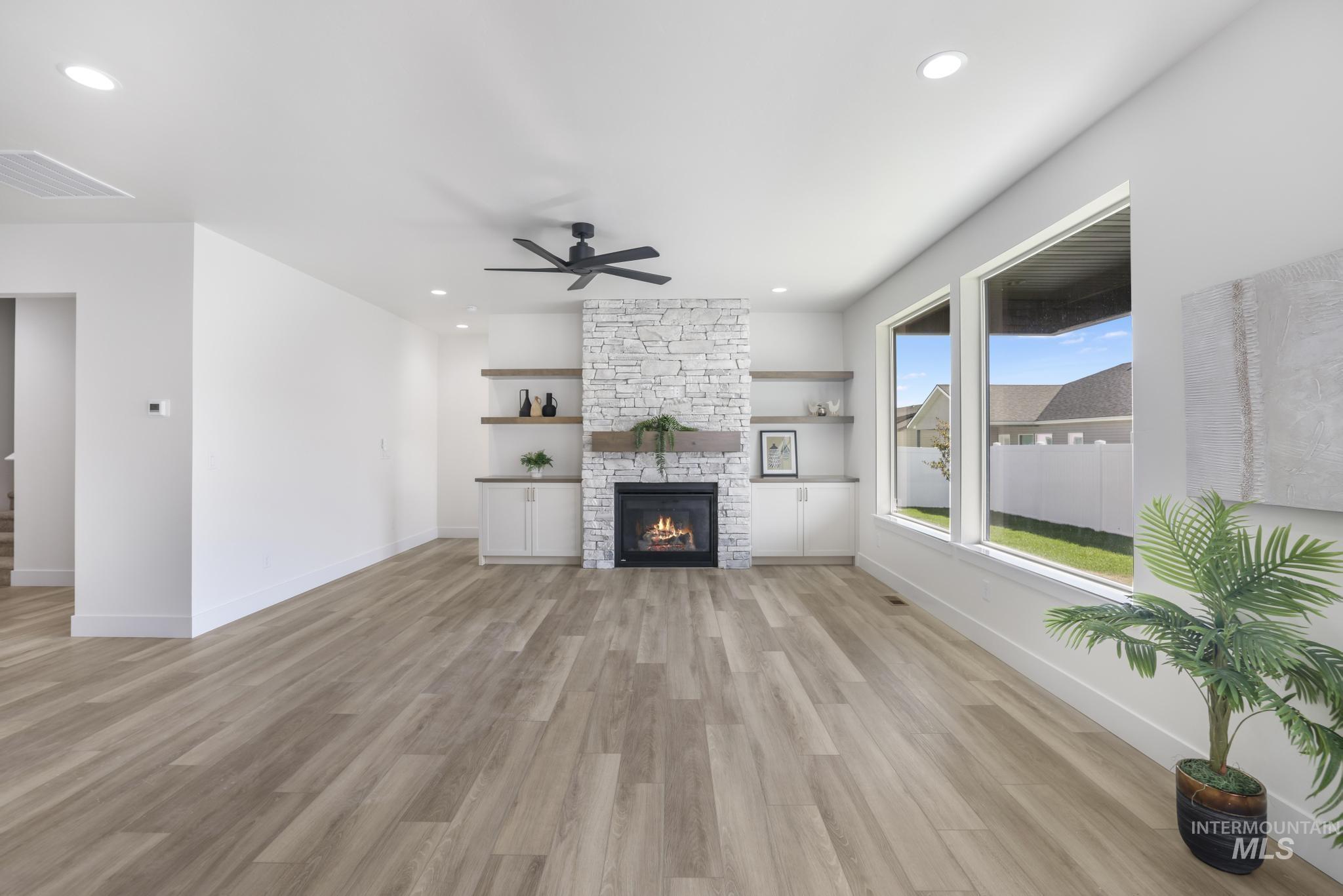 property viewer photo 10