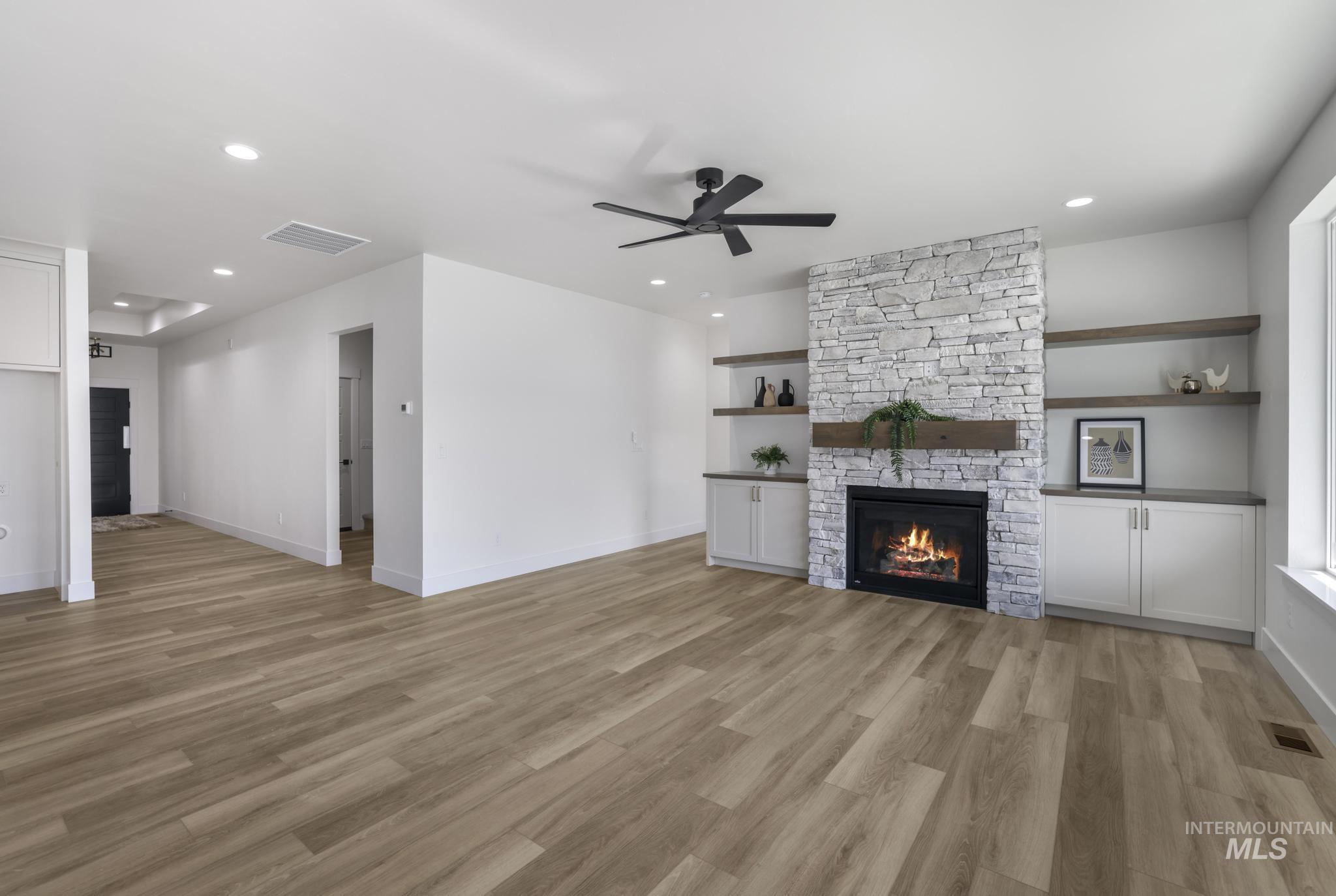 property viewer photo 12